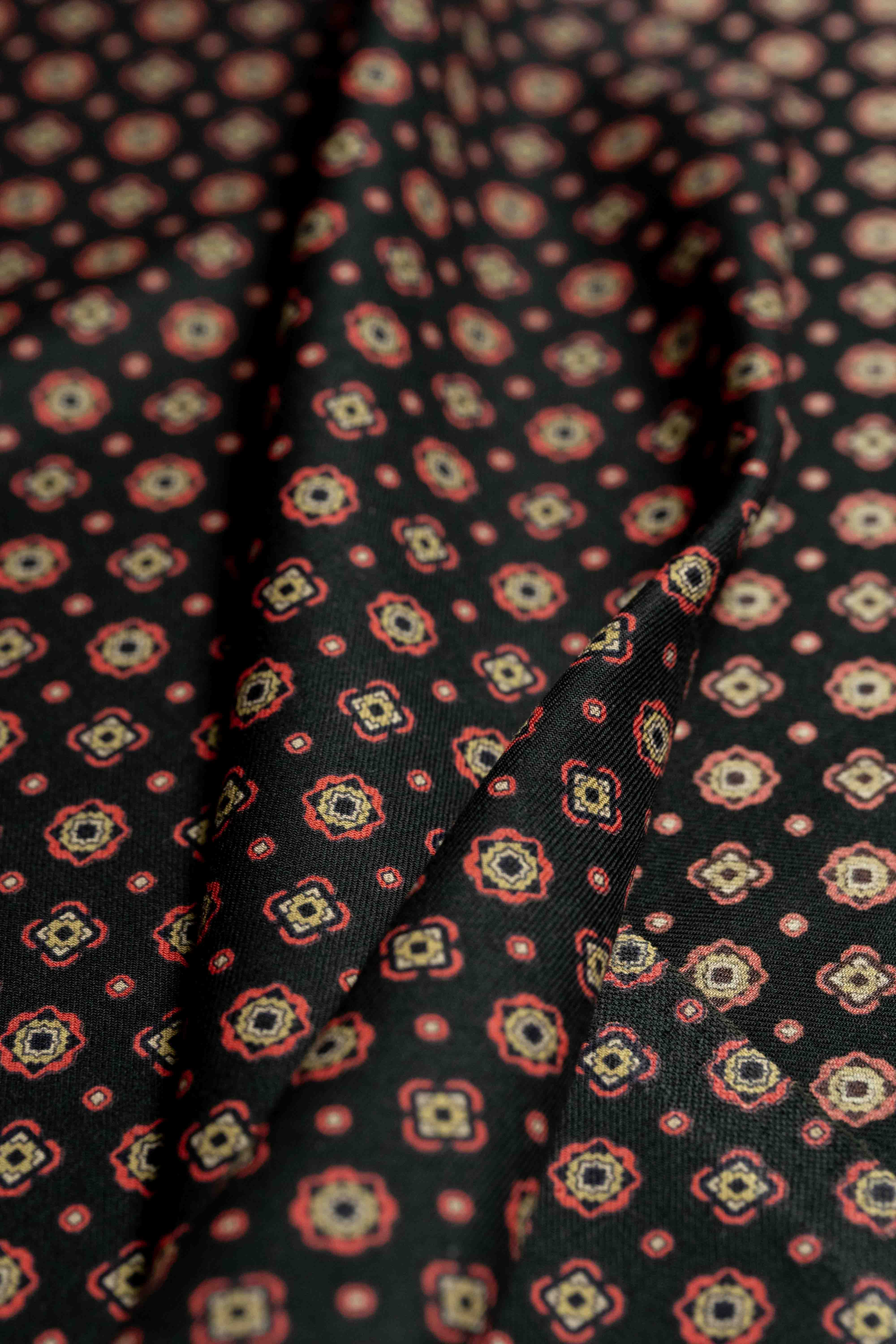 Vintage fabrics Wool & Cotton print with intricate patterns for shirts and ties, ideal for stylish clothing.