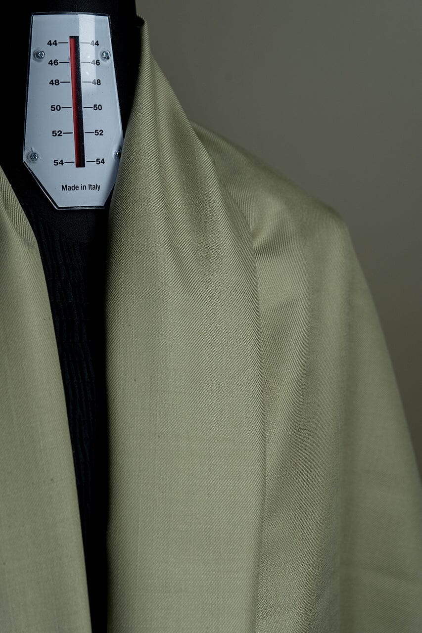 Vintage Suit Fabrics-BARCLAYS V23515 Green Plain Silk Suiting -3.25m