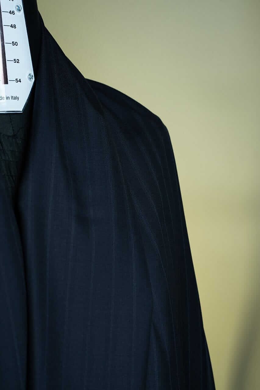 Unique & rare vintage suit fabrics for sartorial/bespoke, wide selection in our online fabric store.