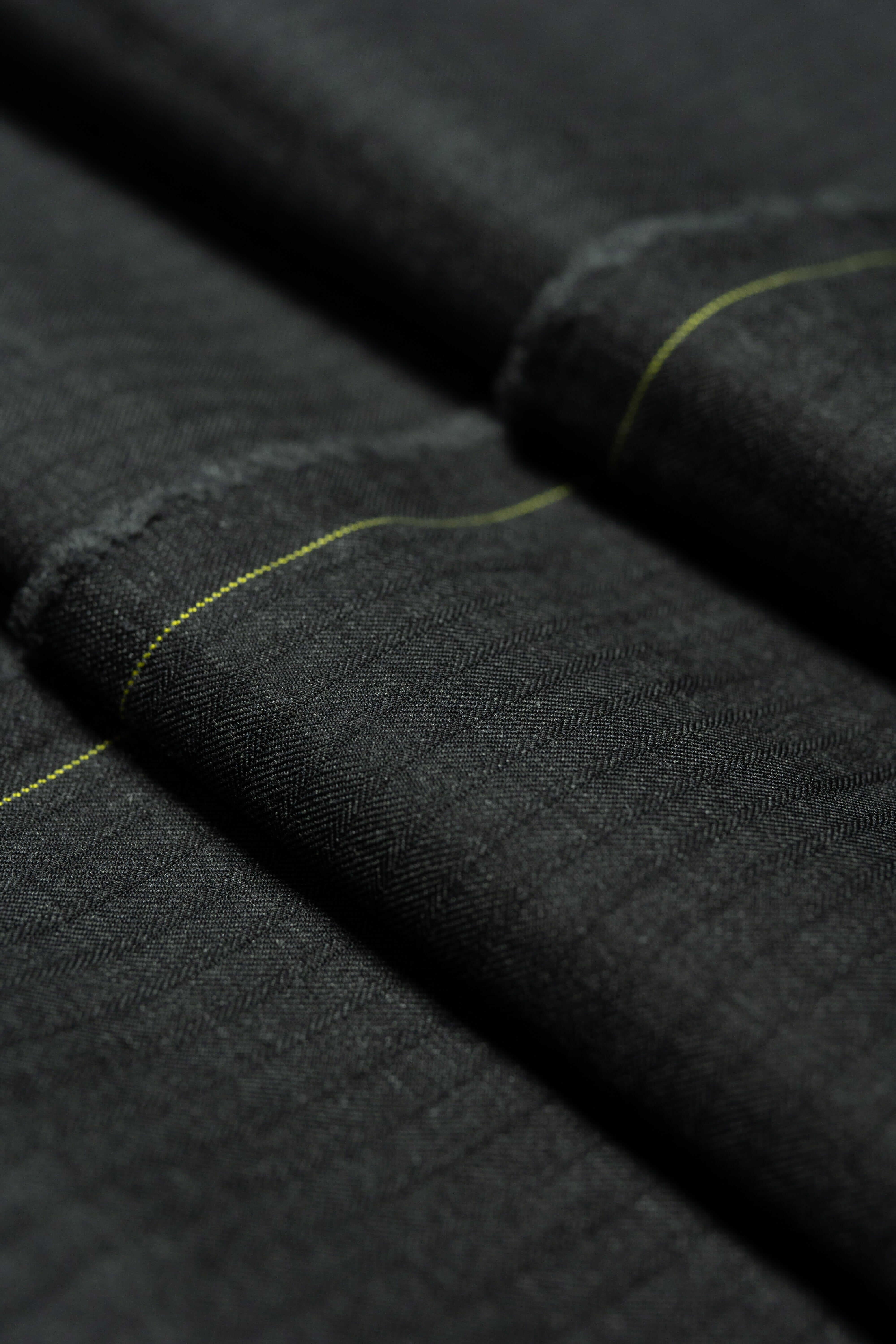 Modern Suit Fabrics-Holland & Sherry GC30246 Holland & Sherry Charcoal Herringbone Super 130's Wool Suiting - 2.9m