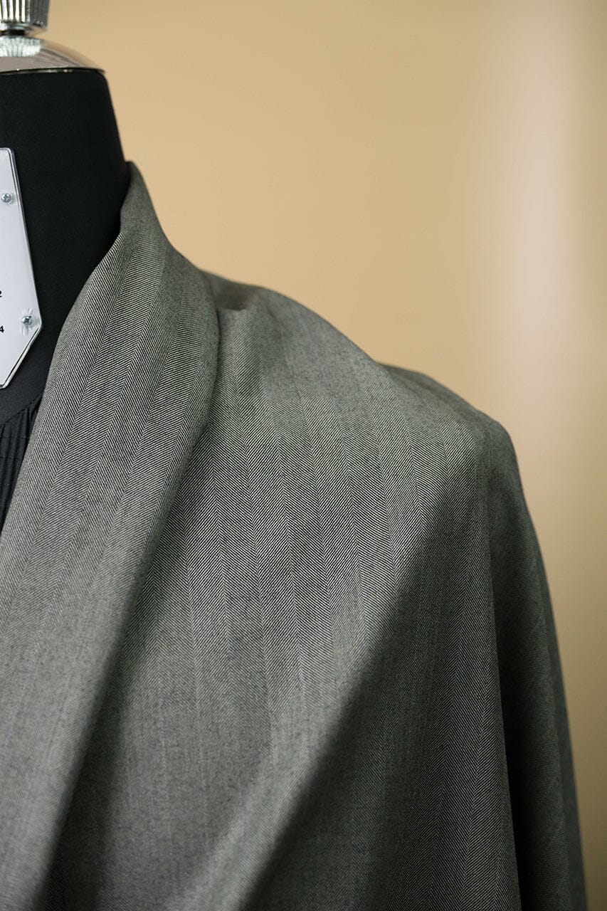 Vintage Suit Fabrics-John Taylors V23247 Charcoal Herringbone Wool Suiting -1.8m