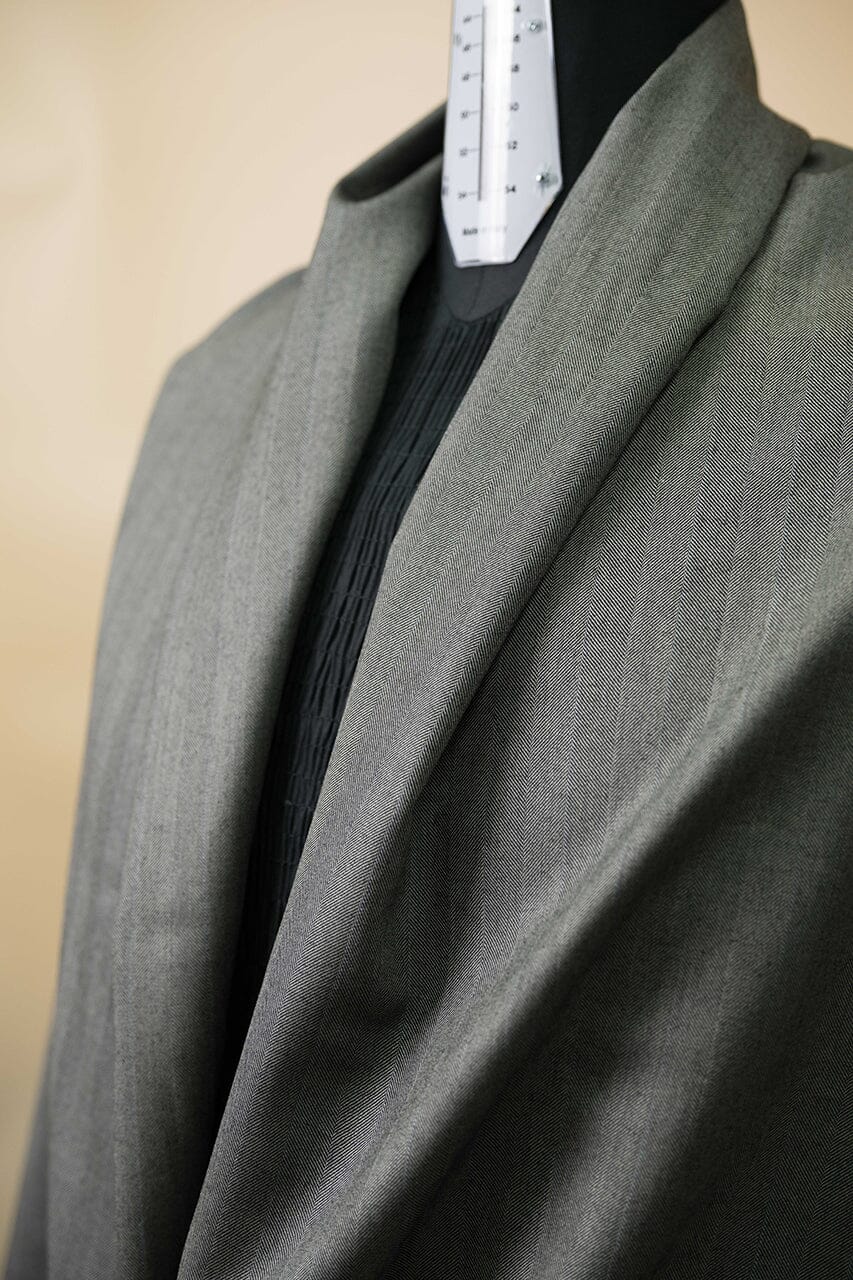 Vintage Suit Fabrics-John Taylors V23247 Charcoal Herringbone Wool Suiting -1.8m