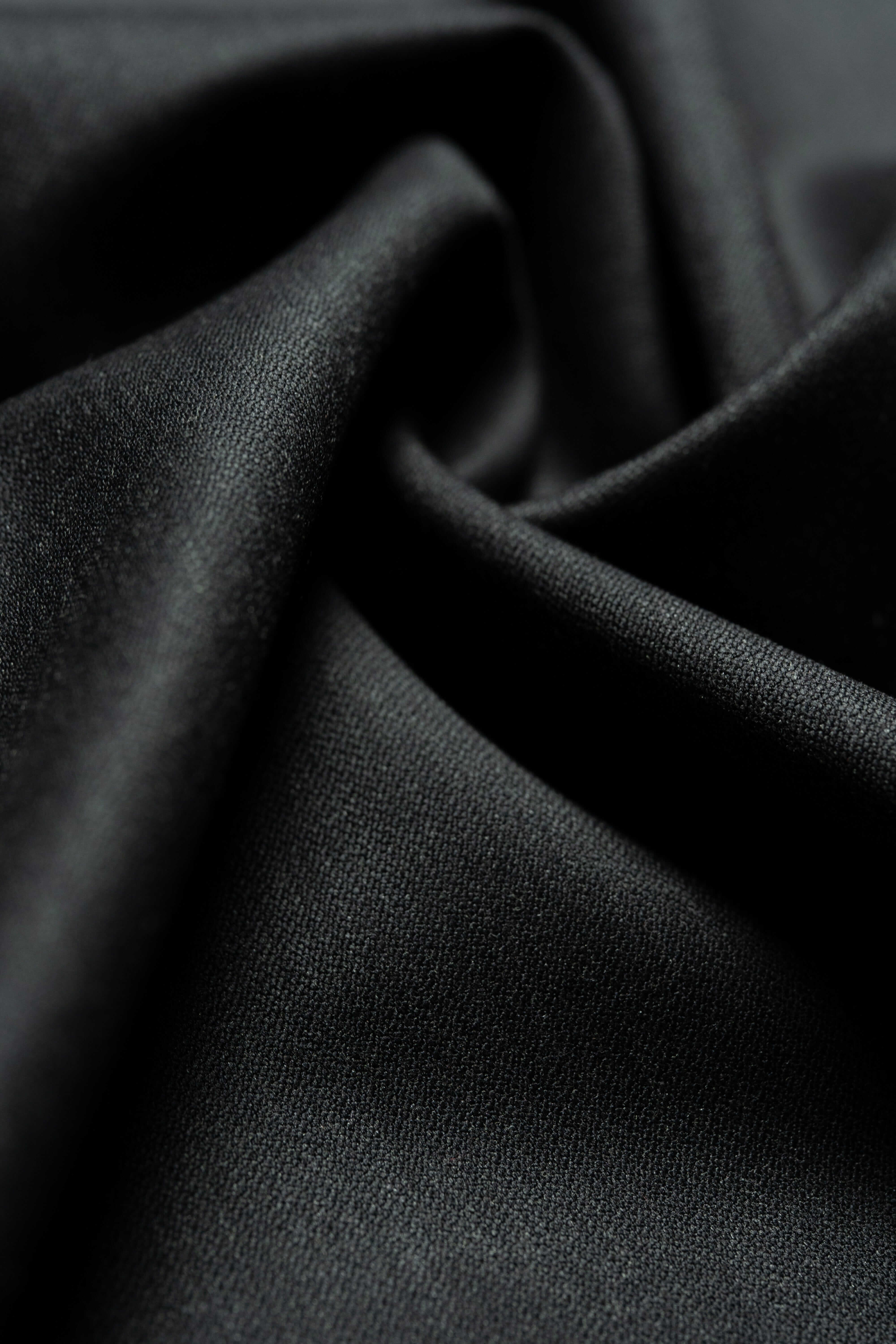 Modern Suit Fabrics-LaGondola 31699 Charcoal Plain 150's Wool Suiting-2.1m