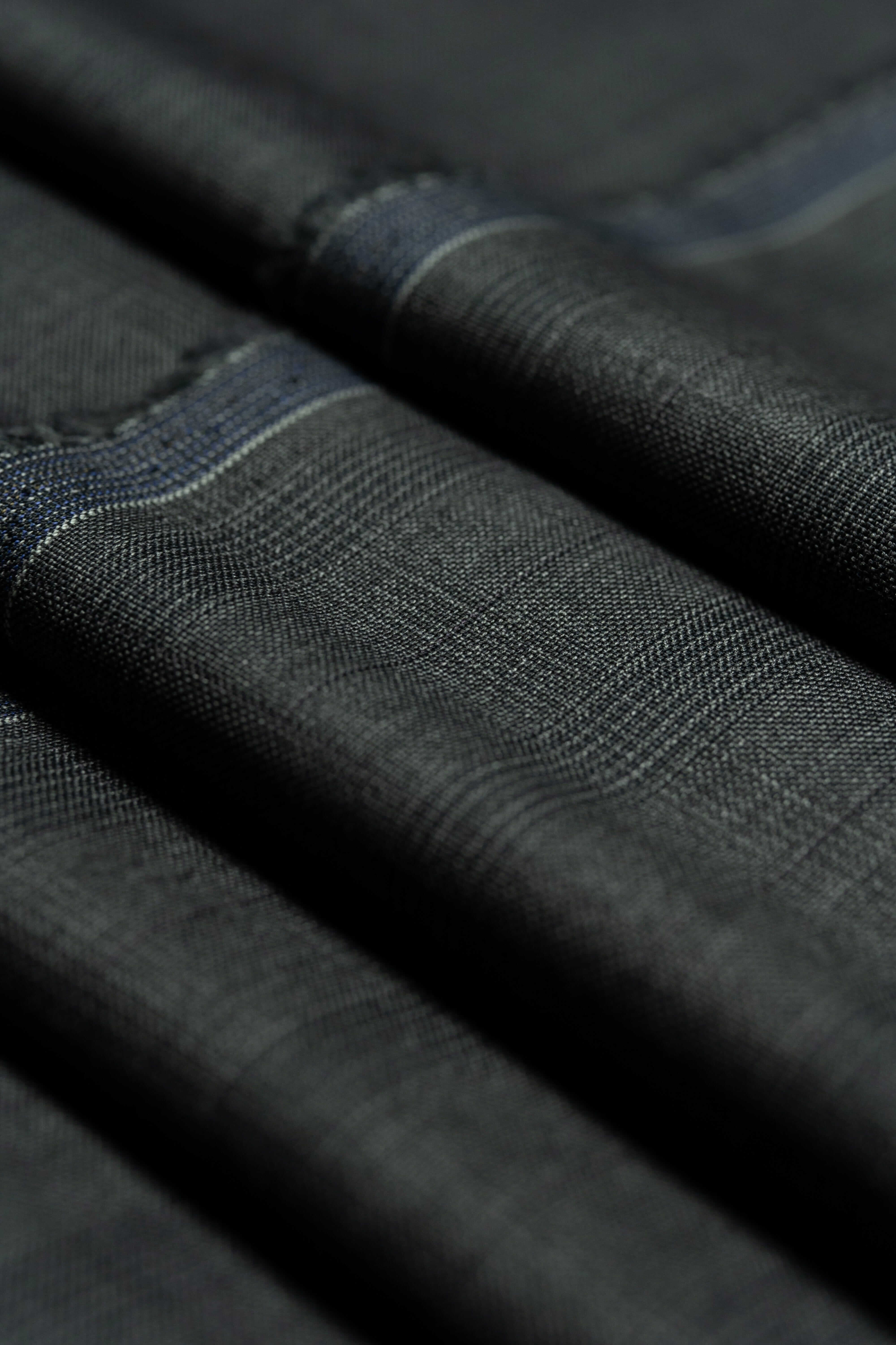 Modern Suit Fabrics-reda 730221 Reda Charcoal Glen Plaid Super 130's Wool Suiting - 2.9m