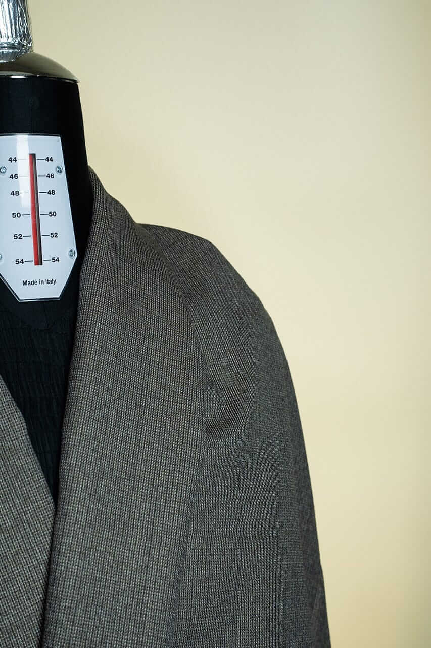 Unique & rare vintage suit fabrics for sartorial/bespoke, wide selection in our online fabric store.