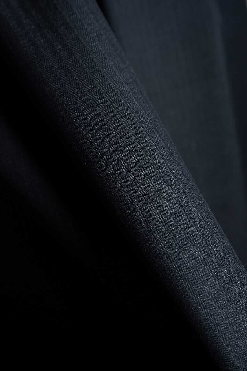 Unique & rare vintage suit fabrics for sartorial/bespoke, wide selection in our online fabric store.