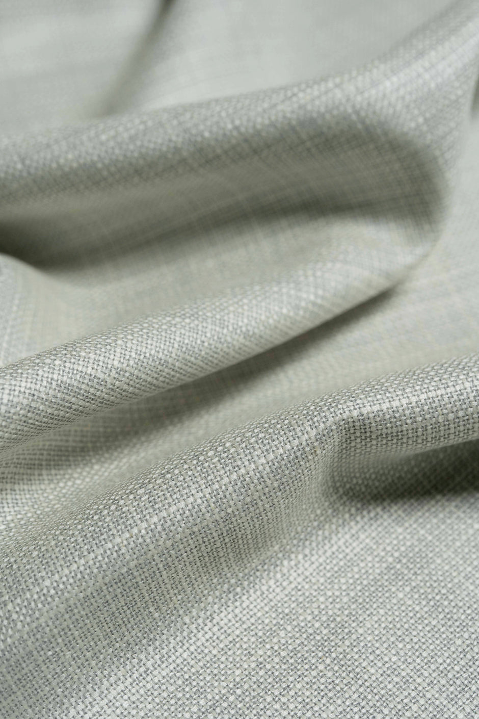 Blended Yarns: Why Mills Mix Wool, Silk, and Cashmere