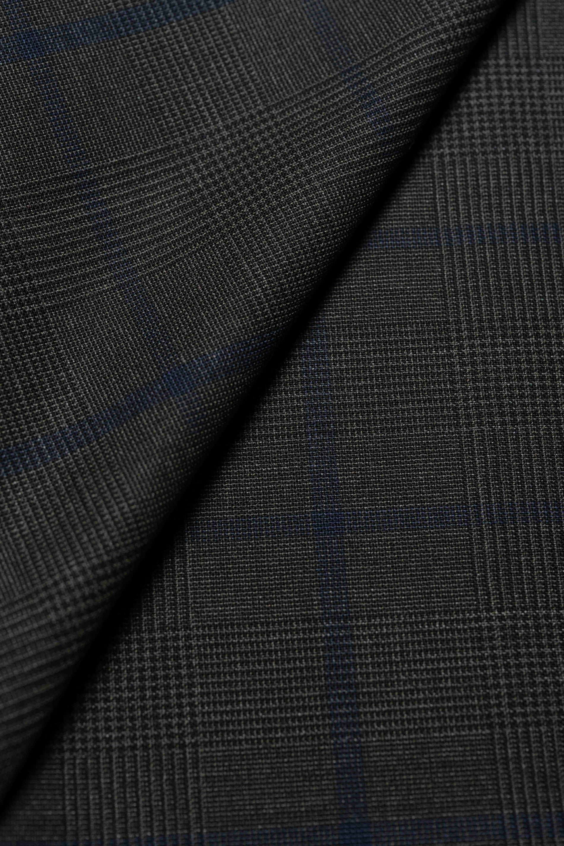 Two-Ply vs Single-Ply: Does Twisting Twice Make a Better Suit?