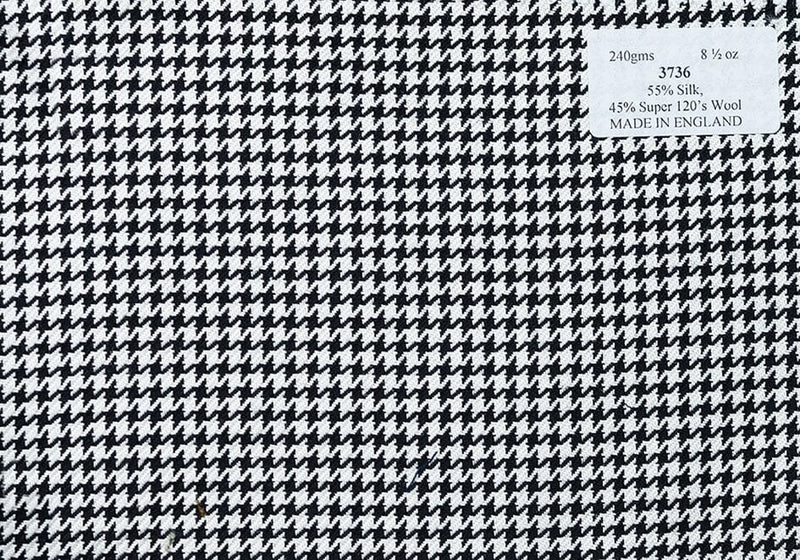 3736 Black & White Houndstooth (Price per0.25m)