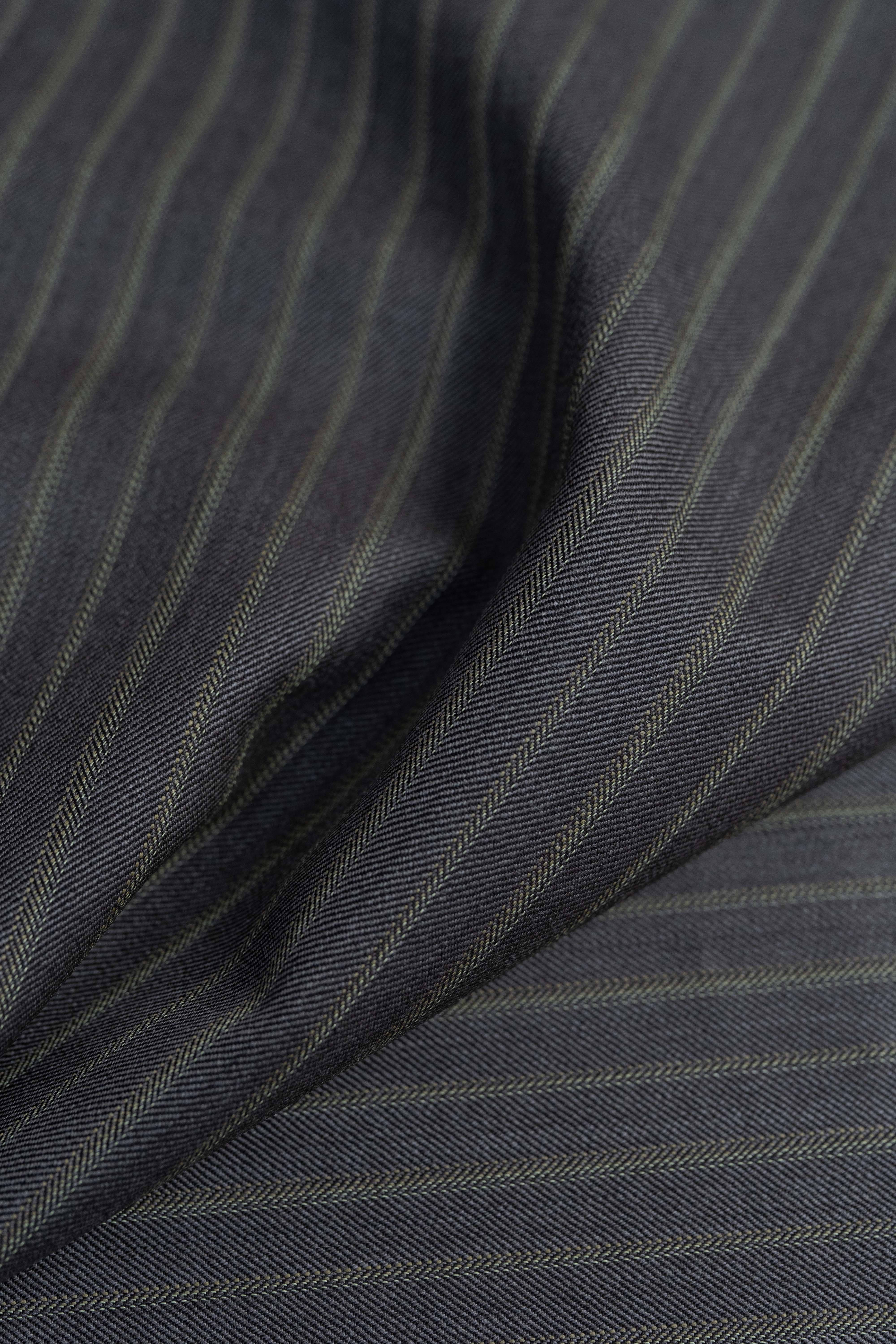 Barrington Brown Super 120s Wool & Cashmere Suiting fabric close-up texture