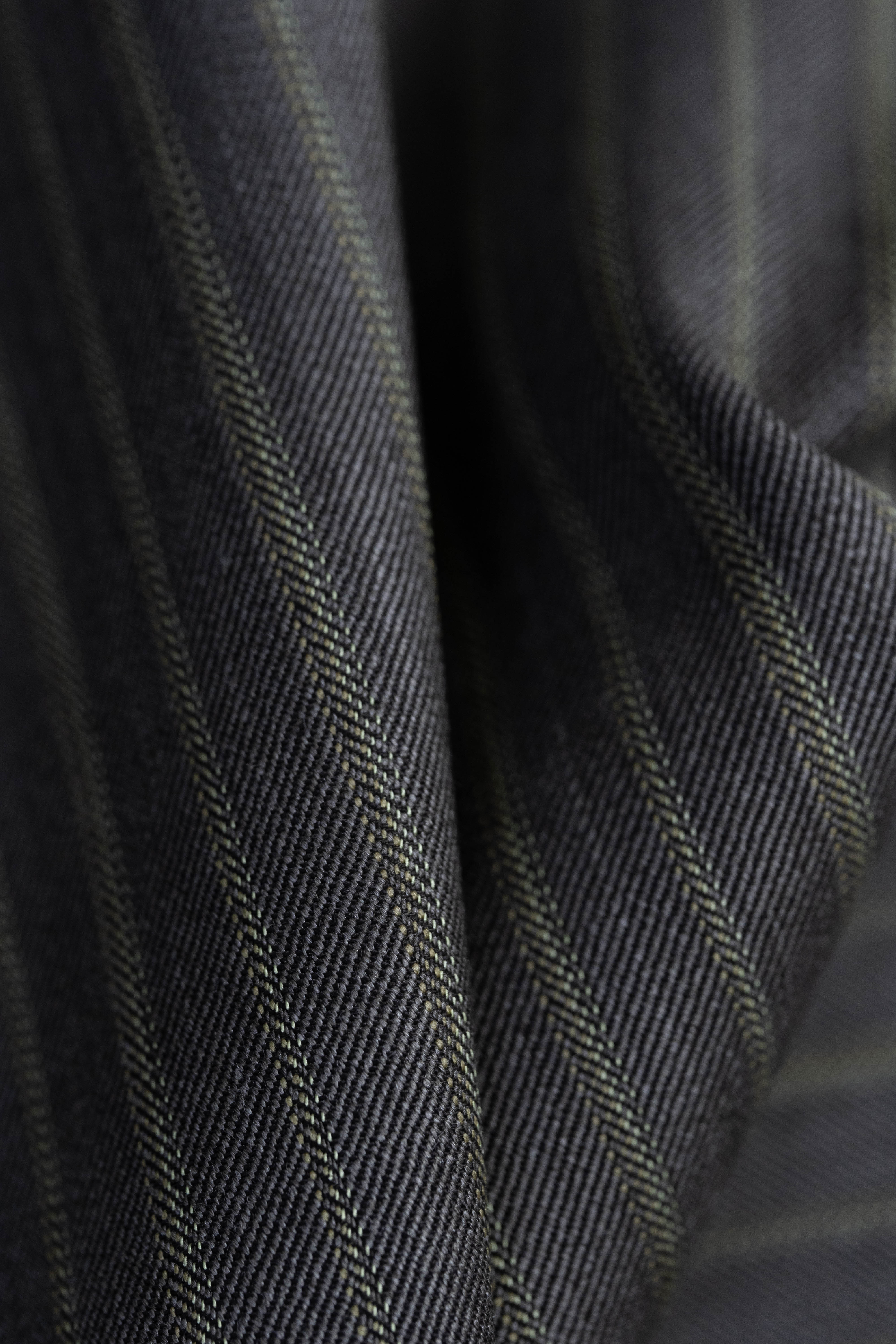Barrington Brown Super 120s Wool & Cashmere Suiting (15039)-4m