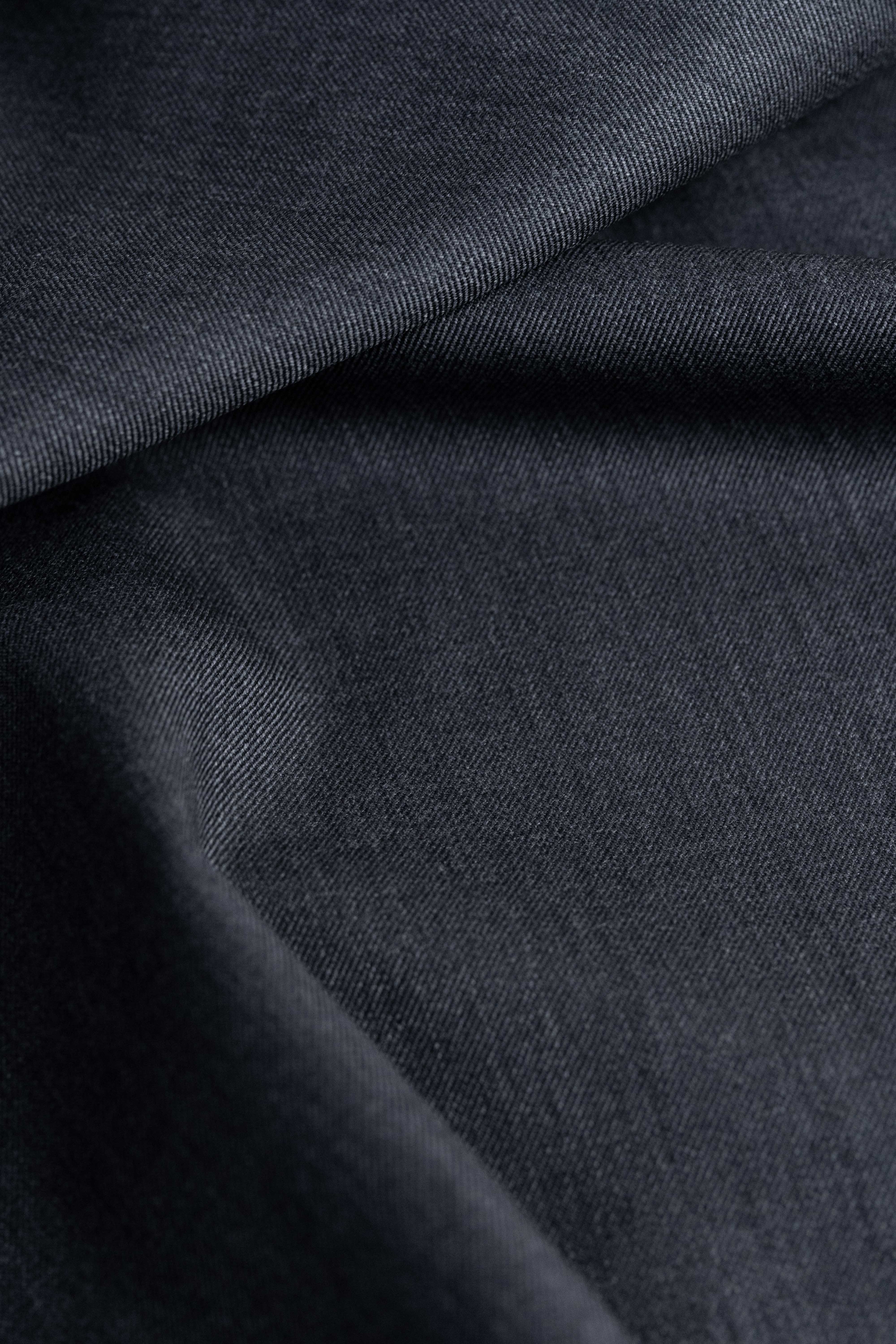 Barrington Dark Grey Twill Super 100s Wool Suiting fabric close-up texture