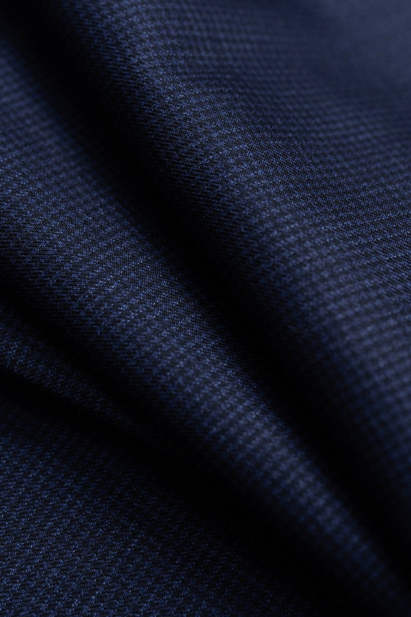 Dark Blue Houndstooth Super 130's Merino Wool Jakceting produced by Loro Piana
