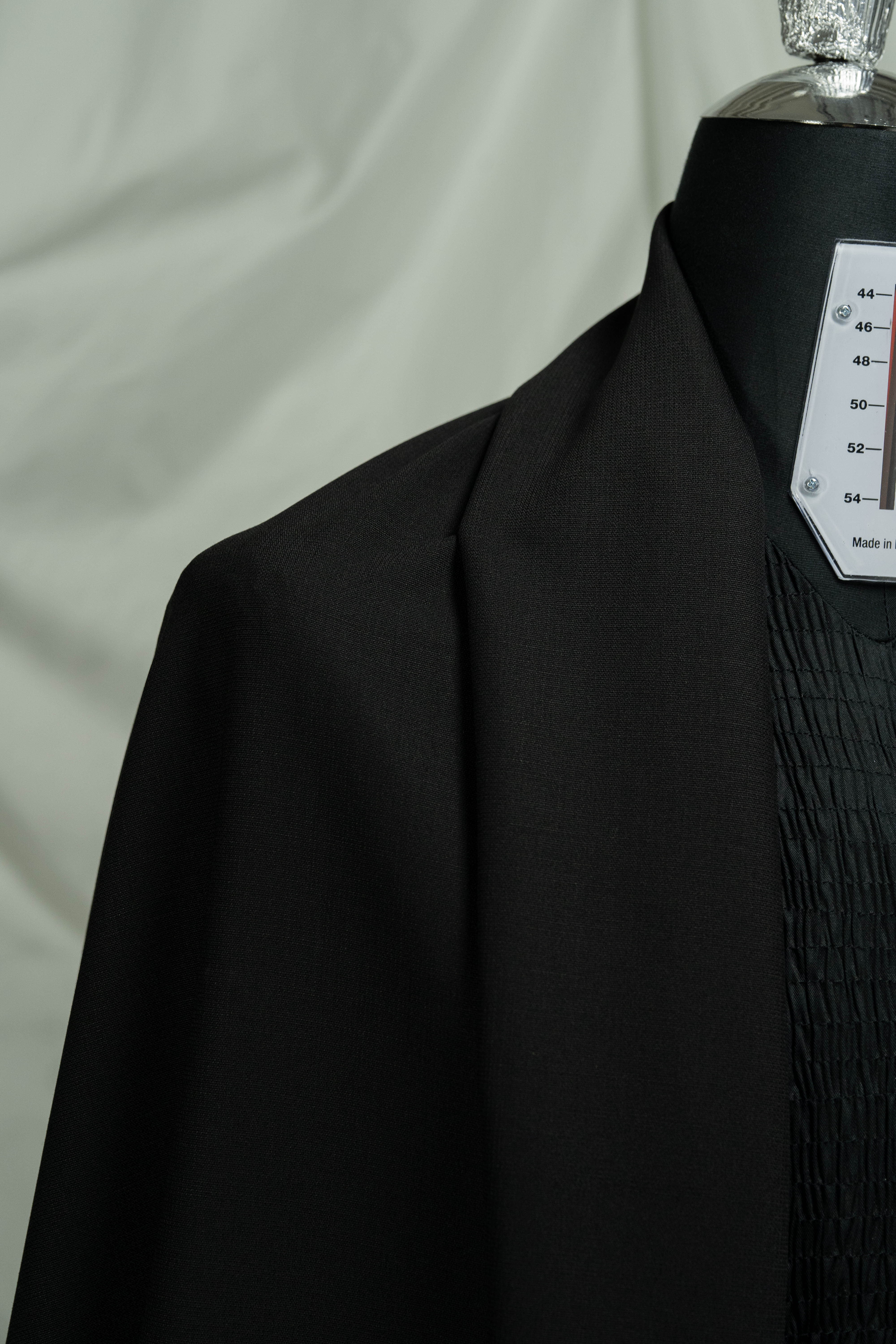 Italy Black Heavy High Twist SuitFabric (V23731)-3.7m - Yoo's Club
