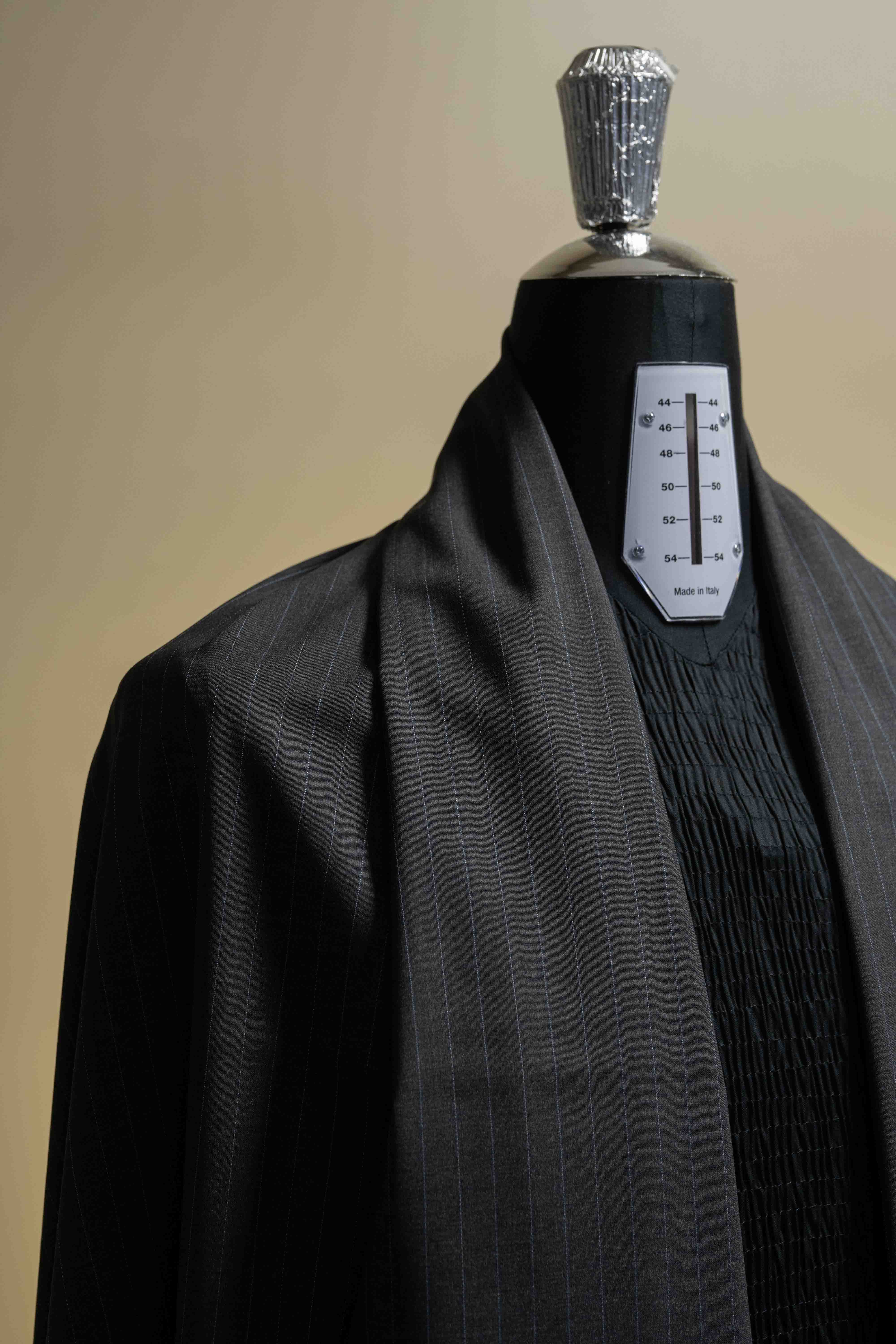 Reda Charcoal Blue Stripe Wool Suit Fabric (V23391)-3m - Yoo's Club
