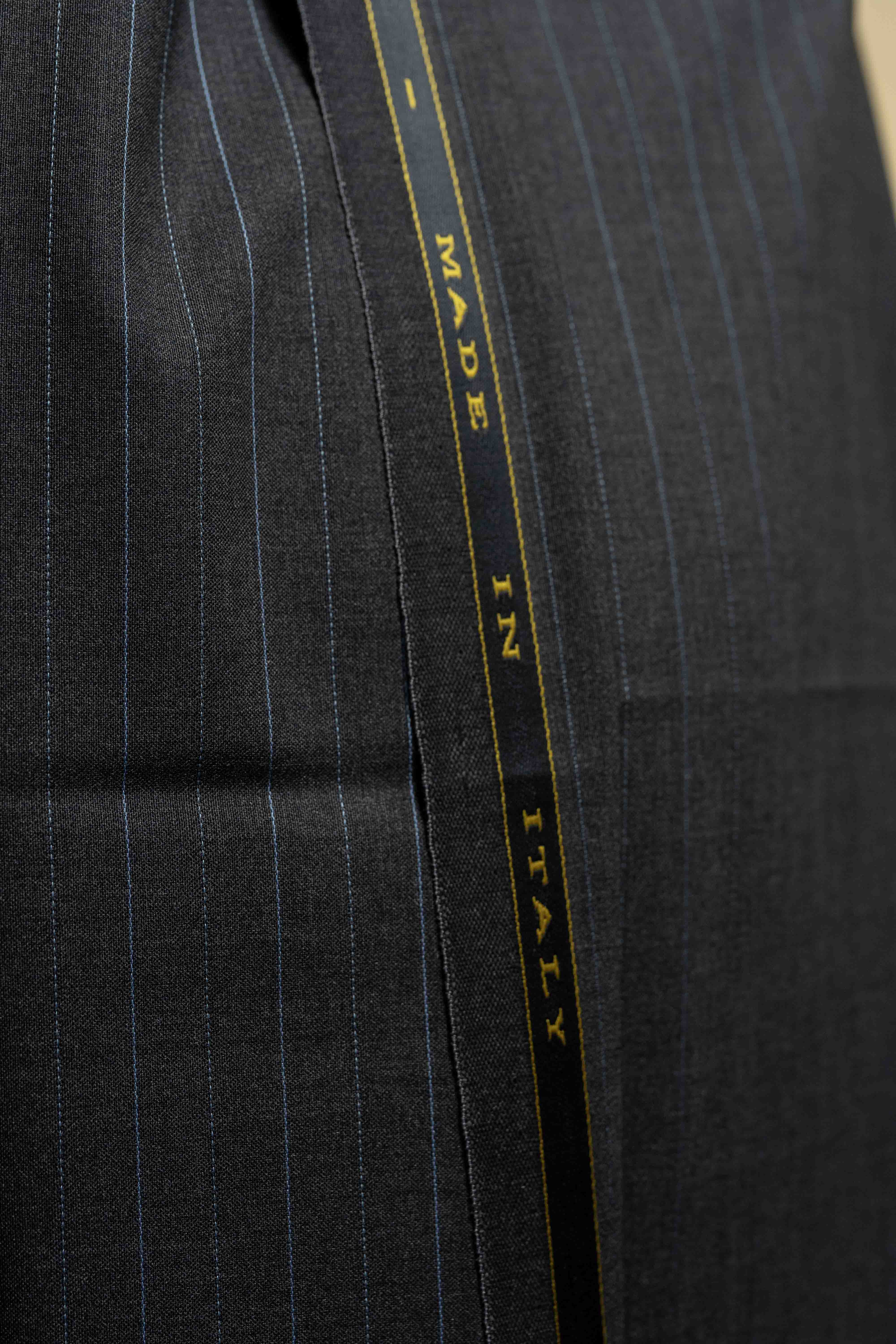 Reda Charcoal Blue Stripe Wool Suit Fabric (V23391)-3m - Yoo's Club