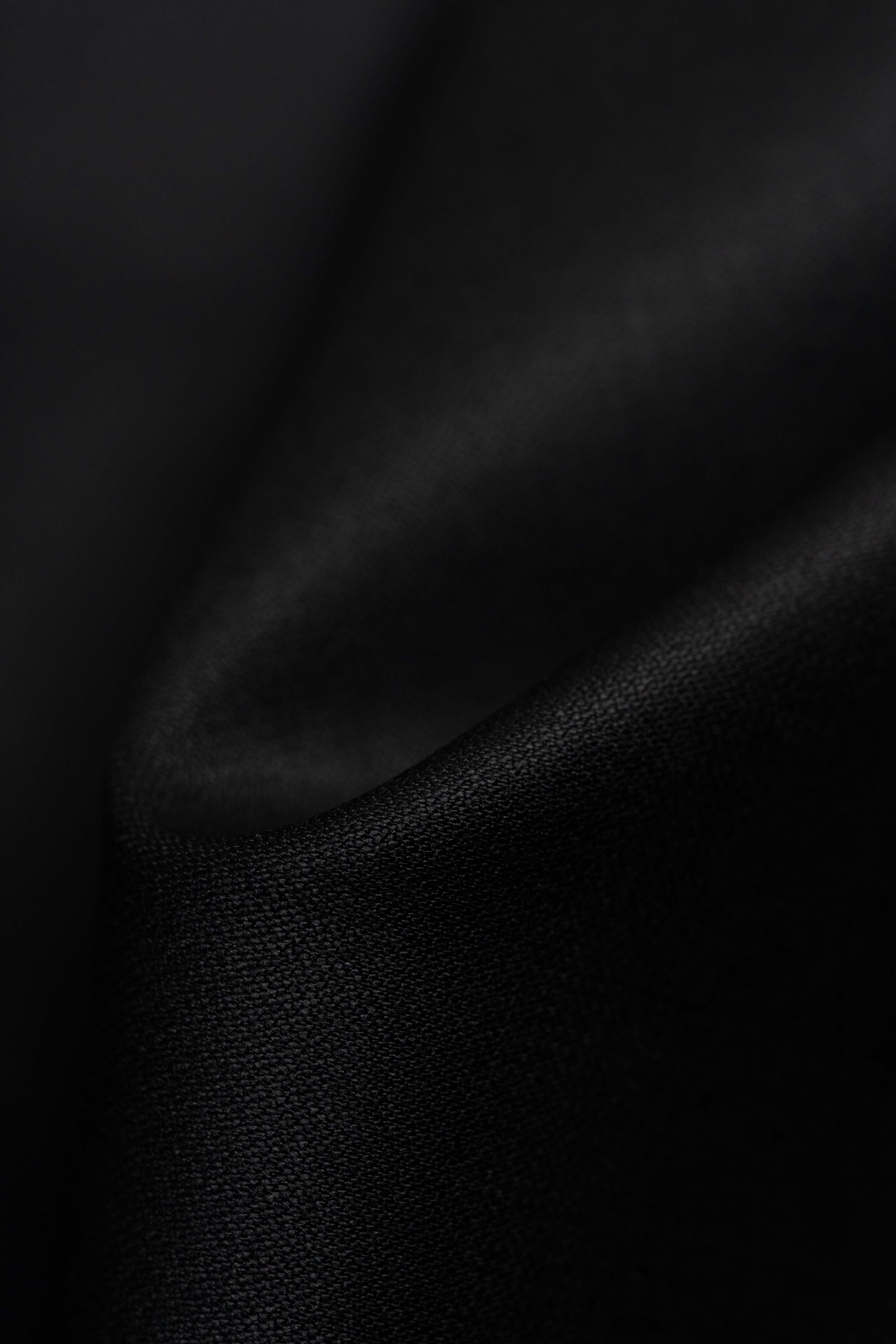 Barrington Black Plain Super 150s Wool Suiting (35029)- 1.9 Meters