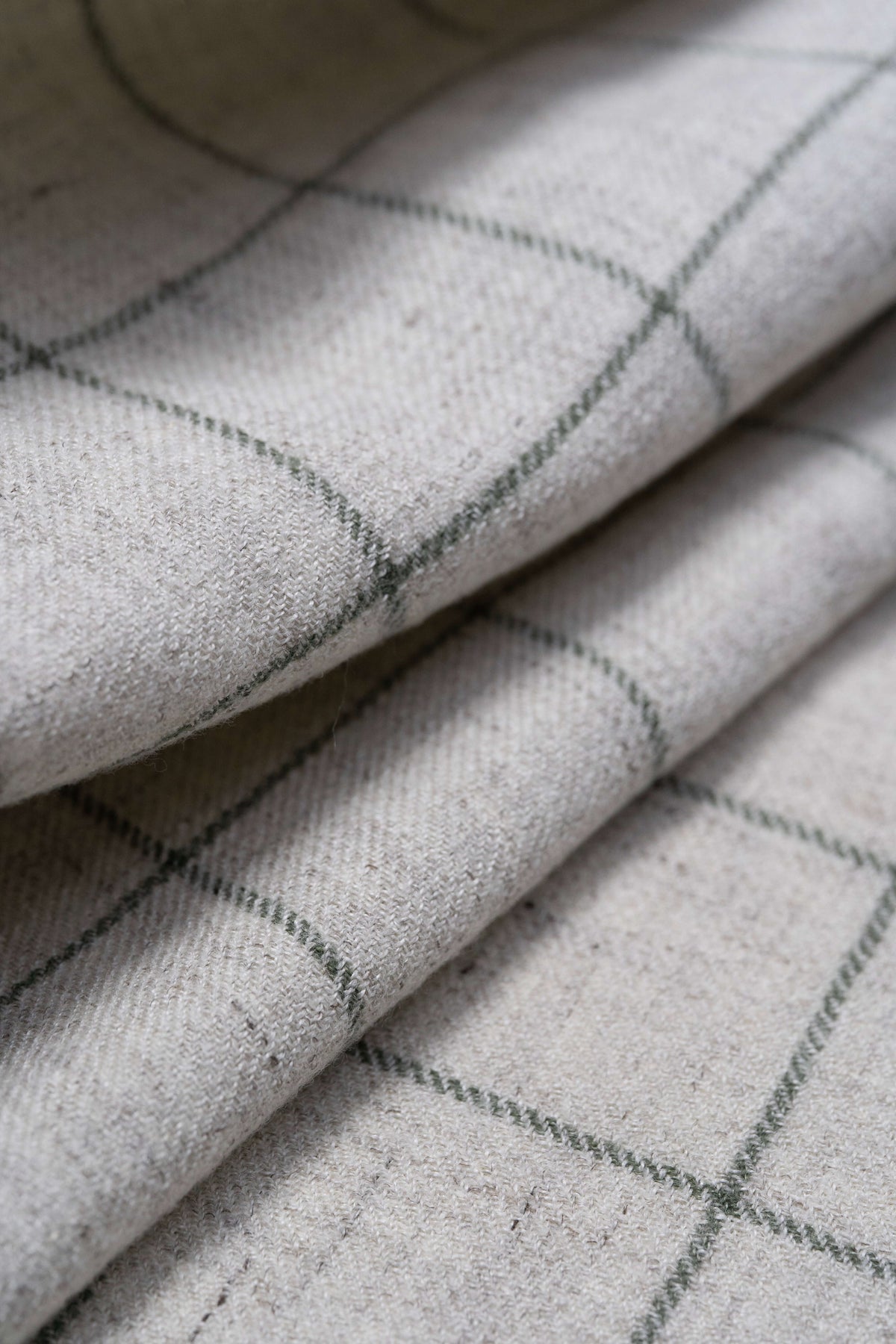 Marling & Evans Beige Green Check Wool Linen Jacket Fabric (17307/E5)-2.8m - Yoo's Club