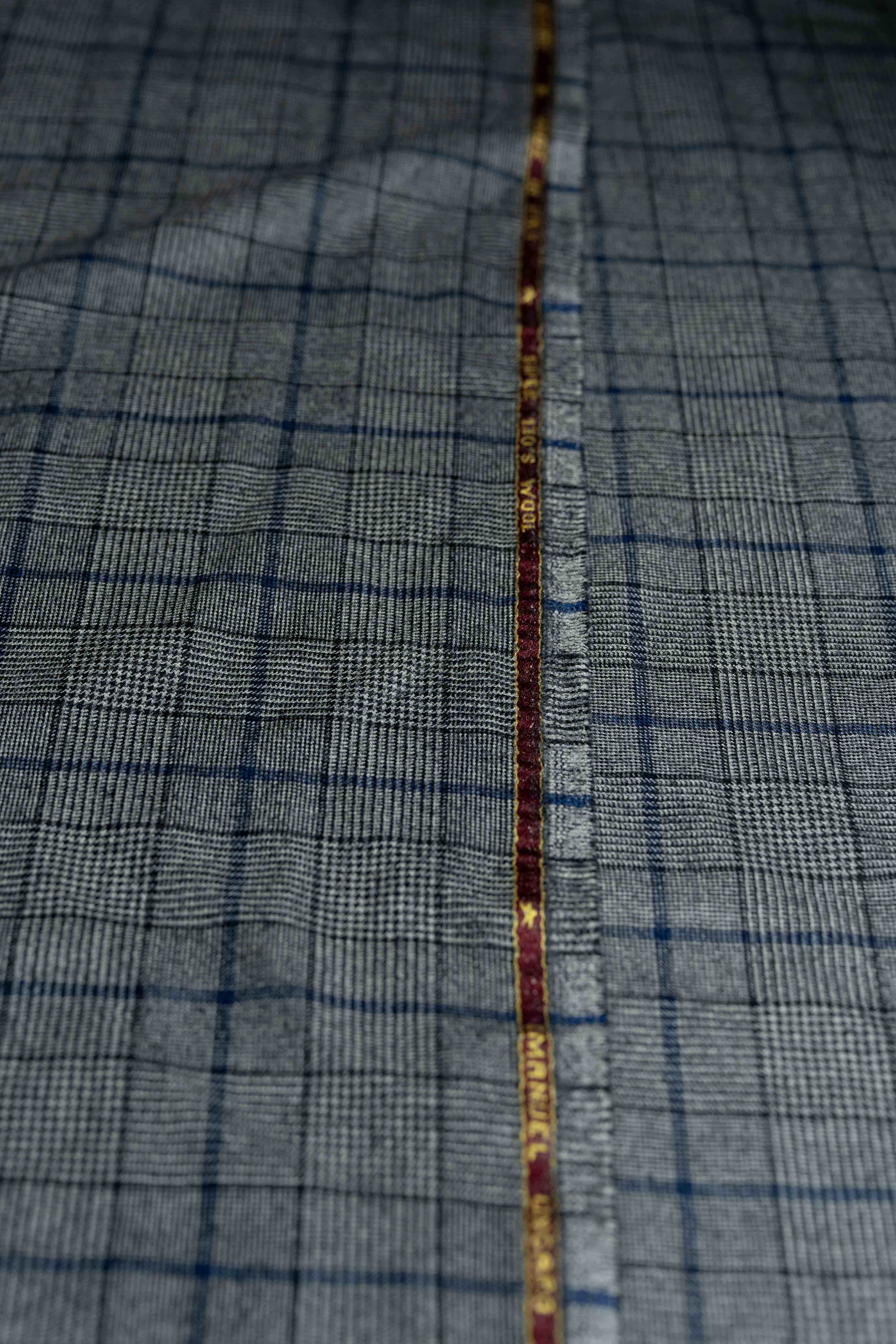 Fratelli Tallia Di Delfino blue Glen Plaid 130's flannel fabric with elegant pattern and fine detailing.