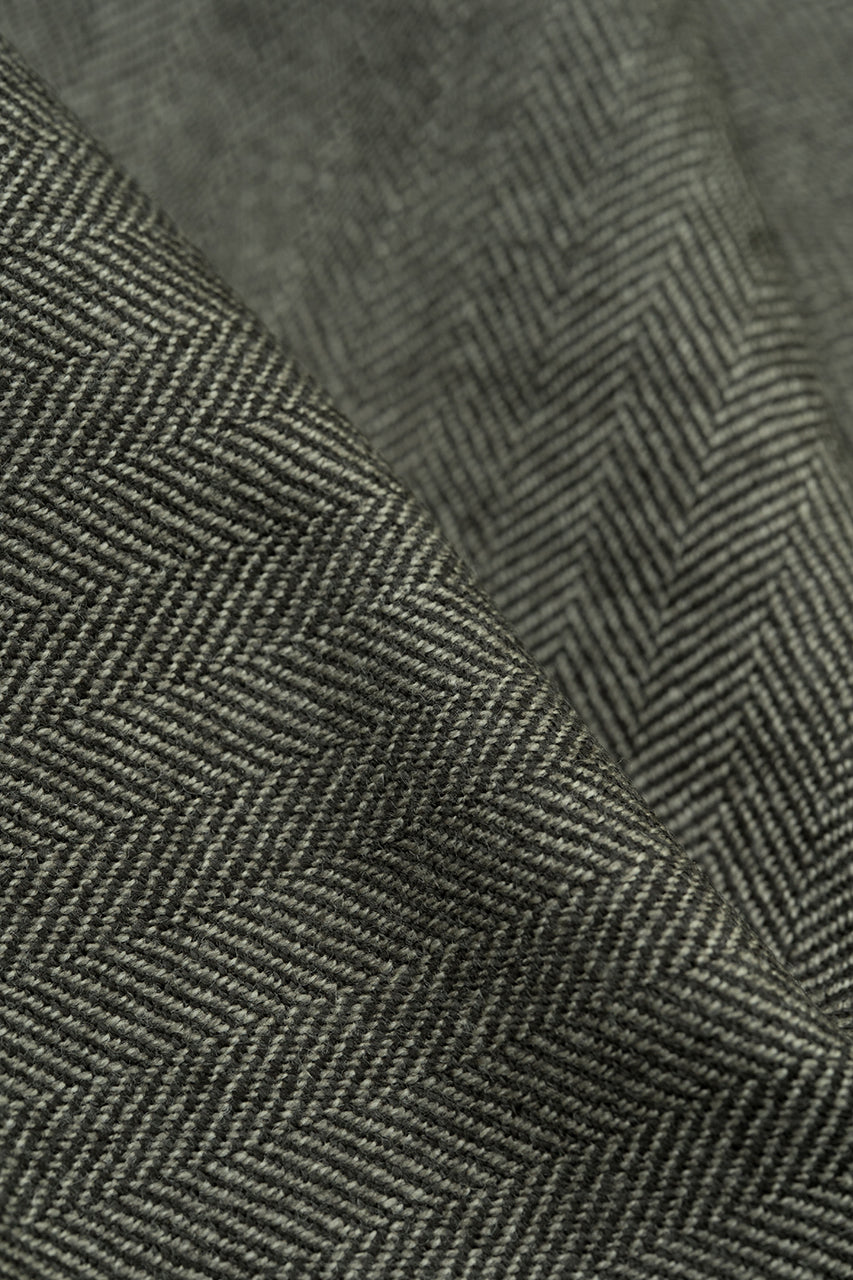 90831 Black Smoke Pure Wool Herringbone Jacketing-1.9m