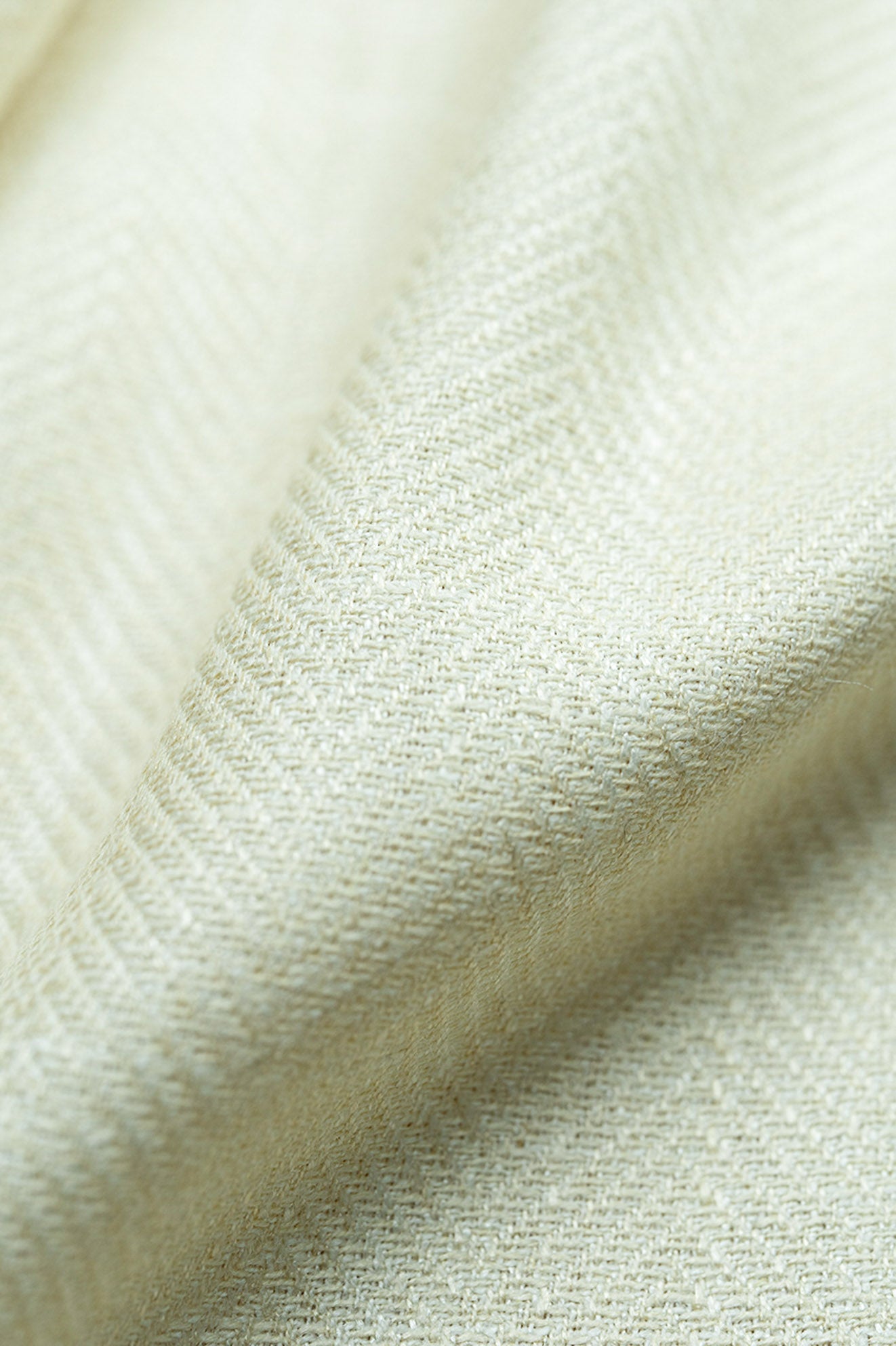 GC50120 E.Thomas Beige Herringbone Jacketing