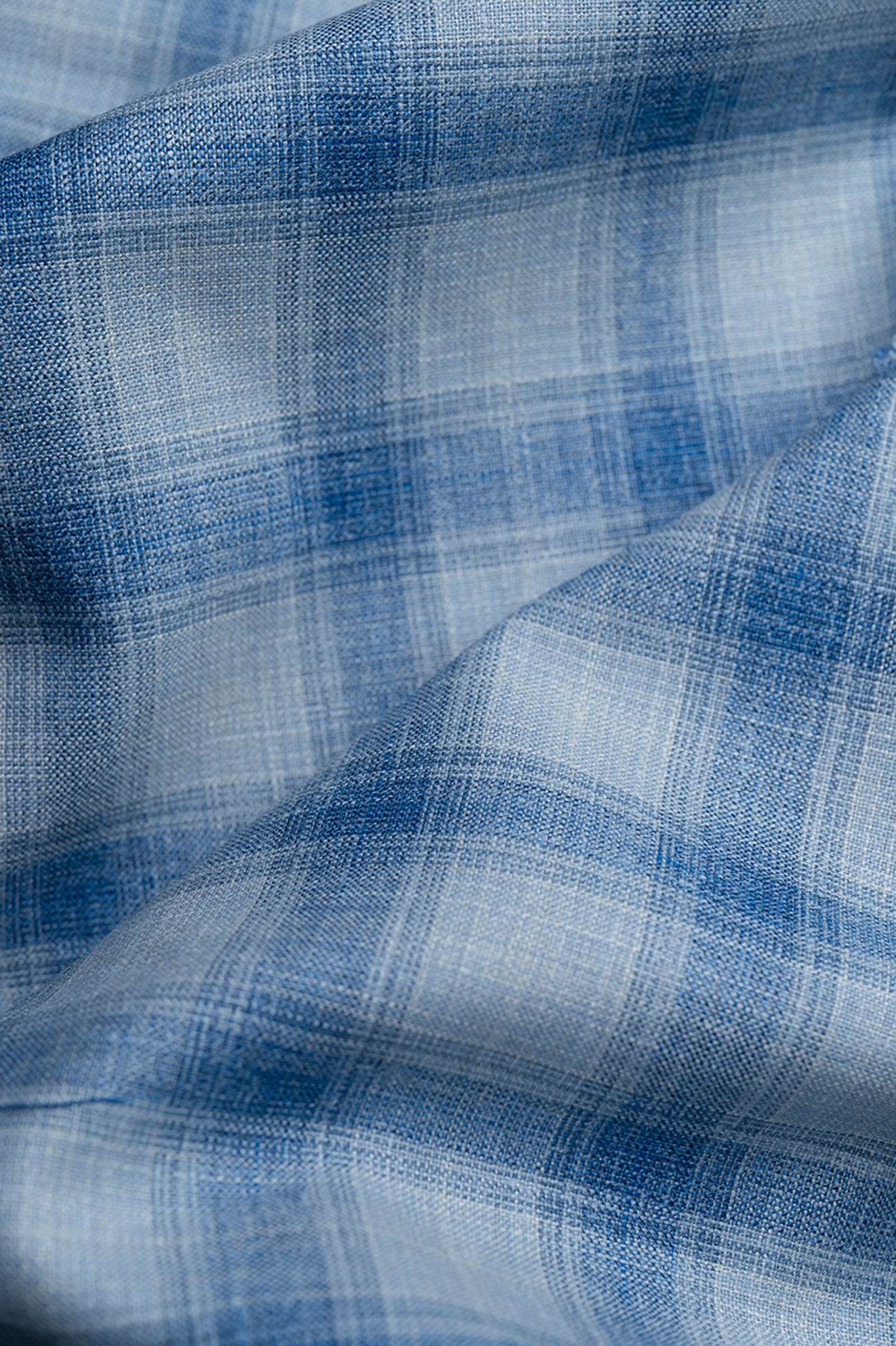 GC50129 E.Thomas Blue & Blue Plaid Jacketing