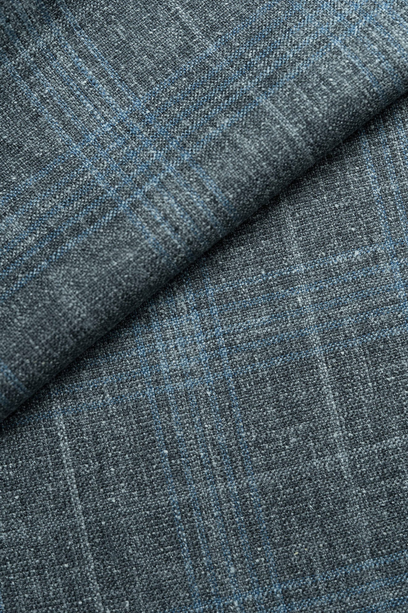 GC50132 E.Thomas Grey & Blue Multi Plaid Jacketing