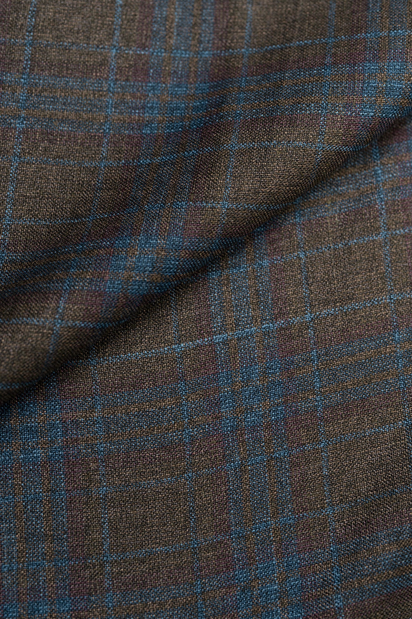 GC50133 E.Thomas Brown & Blue Plaid Jacketing