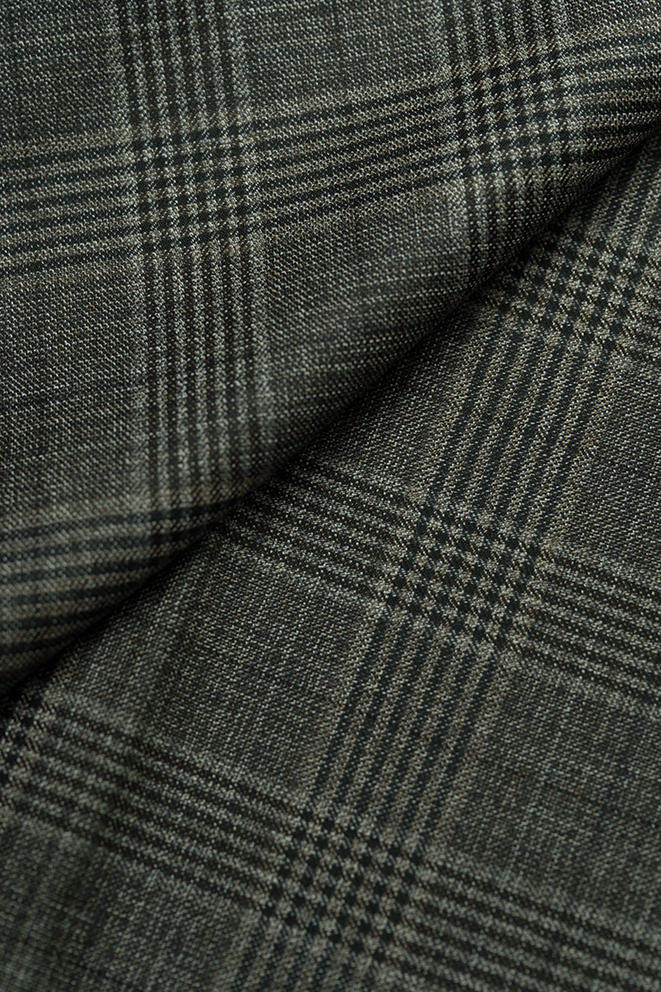 GC50145 E.Thomas Brown Plaid 130's Jacketing