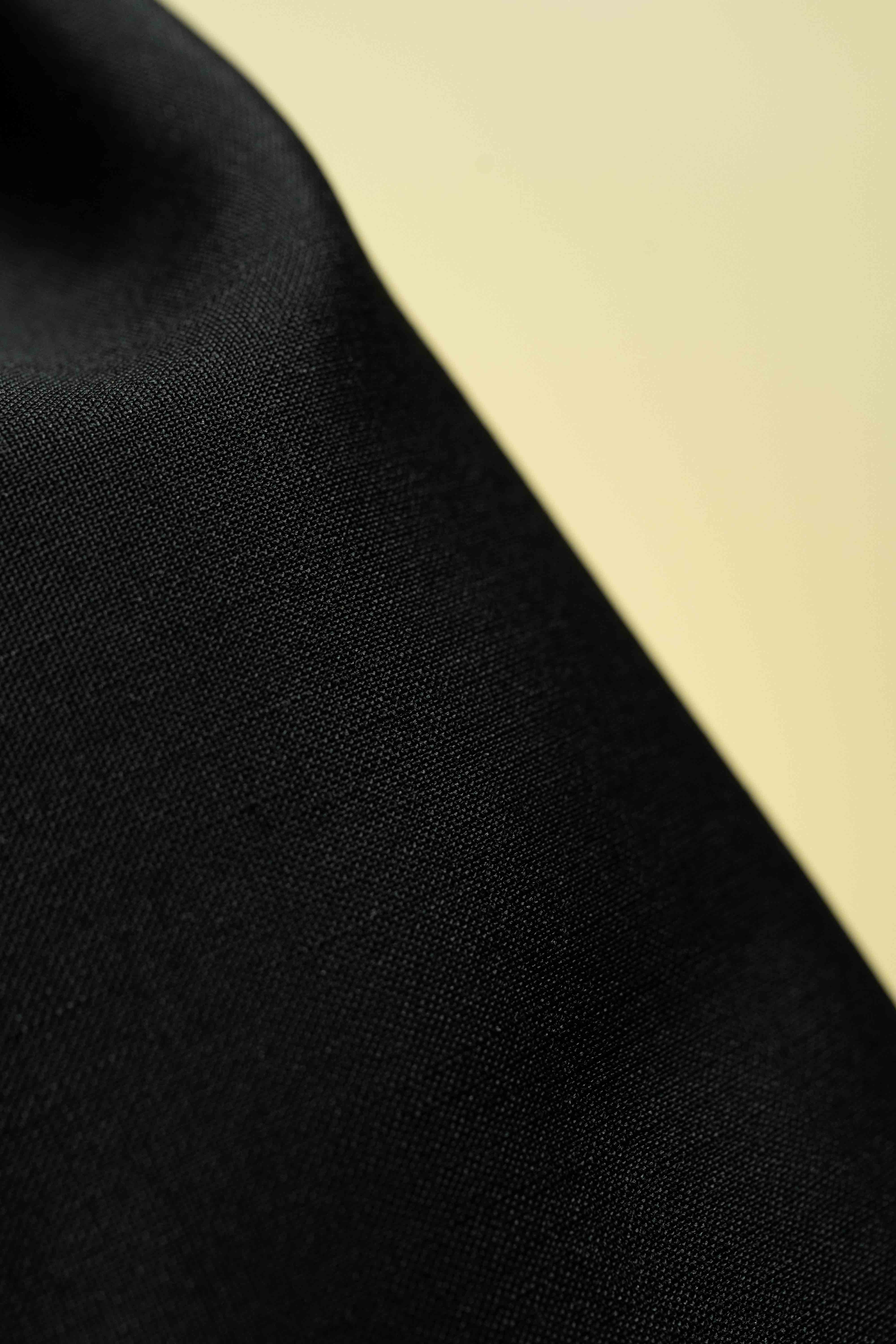 Suit fabric in black wool mohair for trousers, 1.5m length, perfect for tailored outfits.