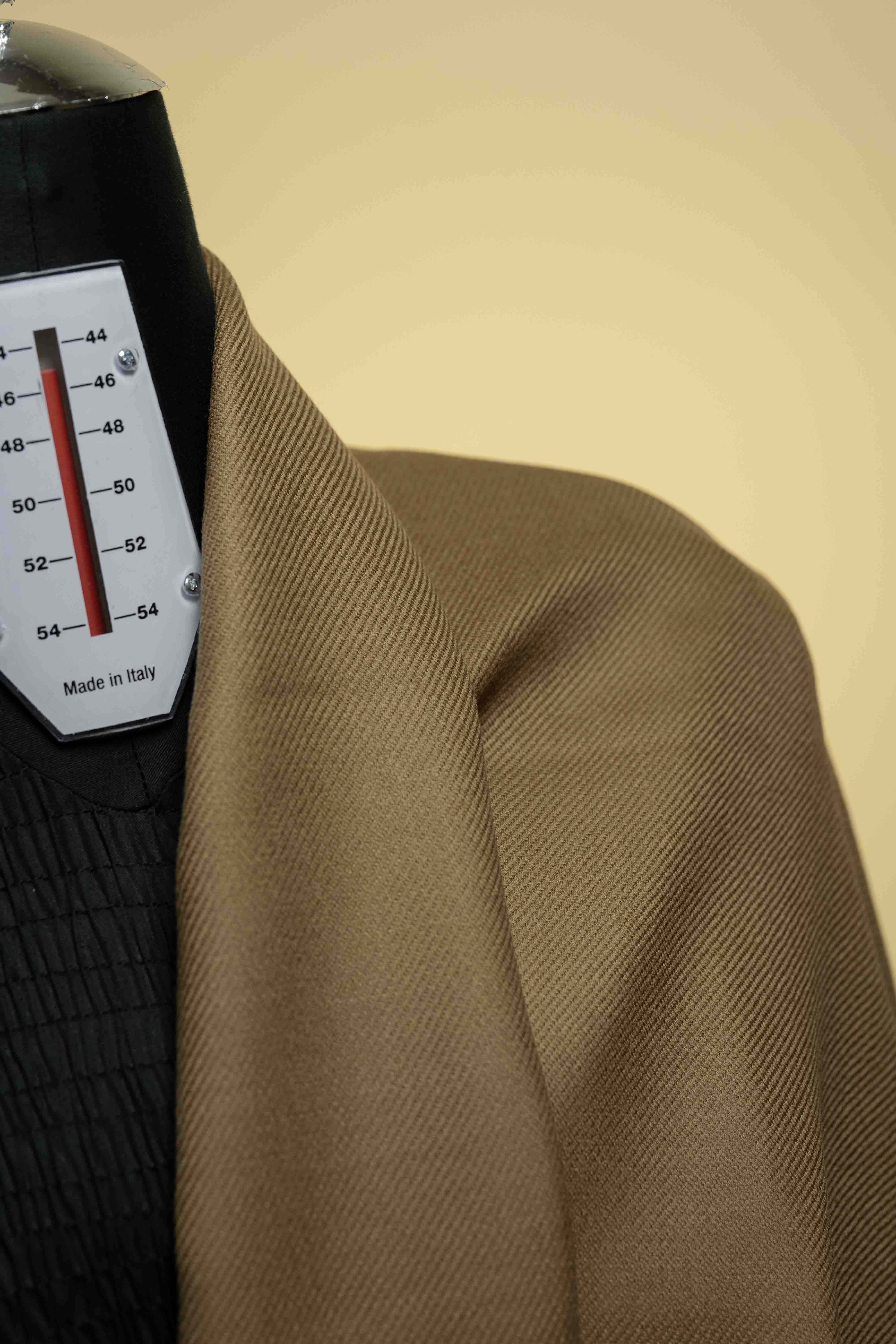 男士西裝布料，駝色斜紋貂絨羊絨混紡 - 1.9米