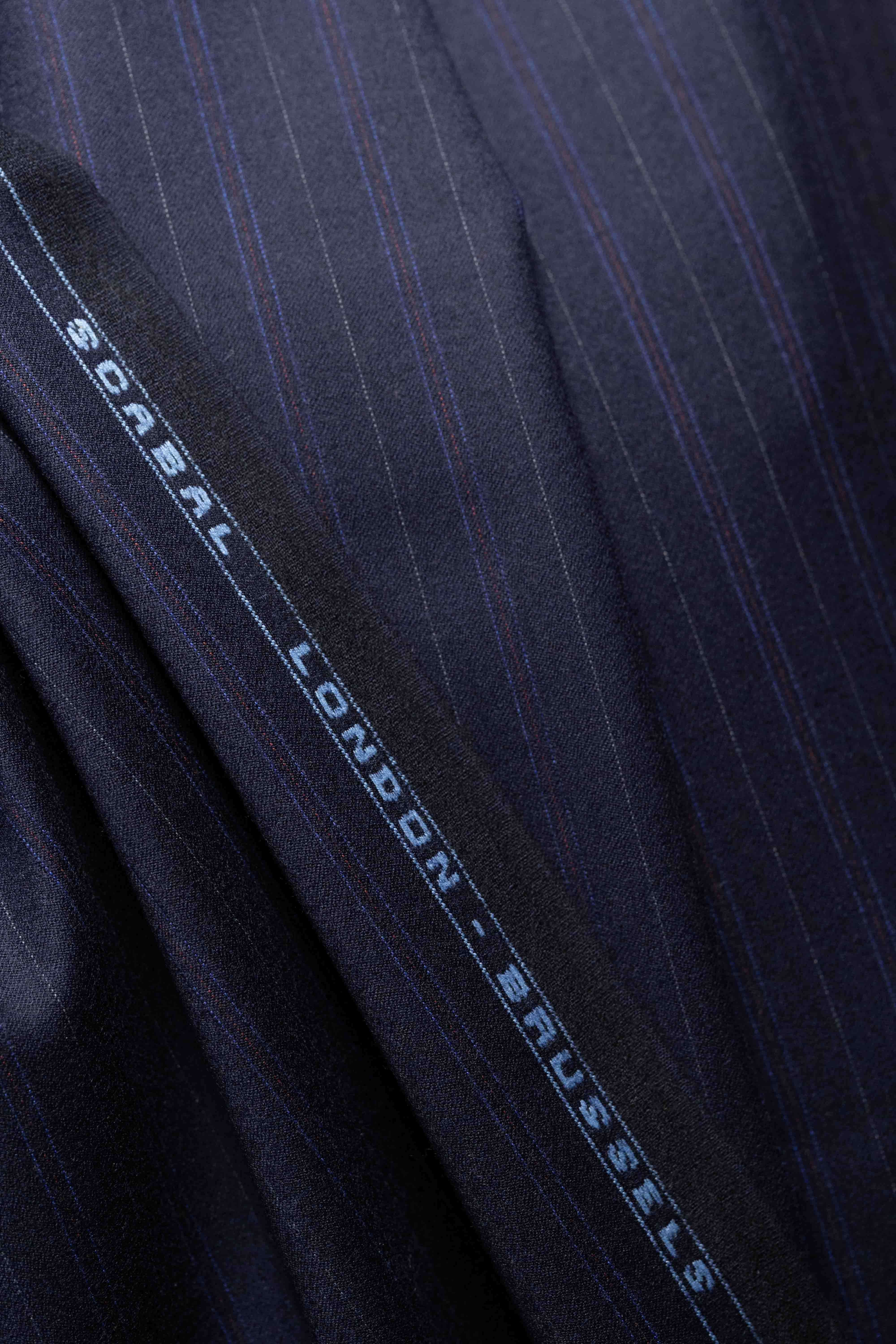 Men Suit navy wool fabric