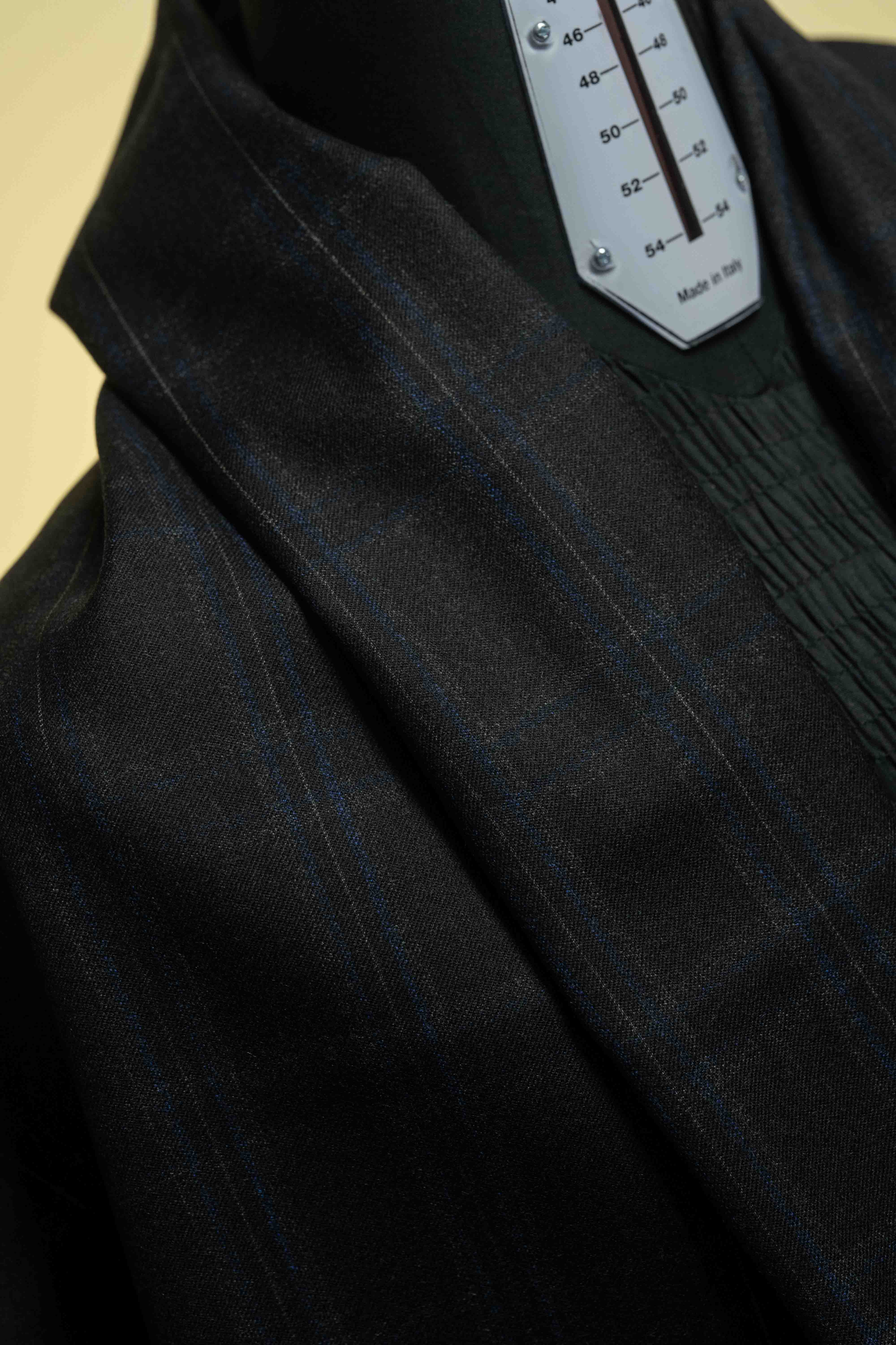 Men Suit fabric from Harrison in Super Dry Black Check Wool