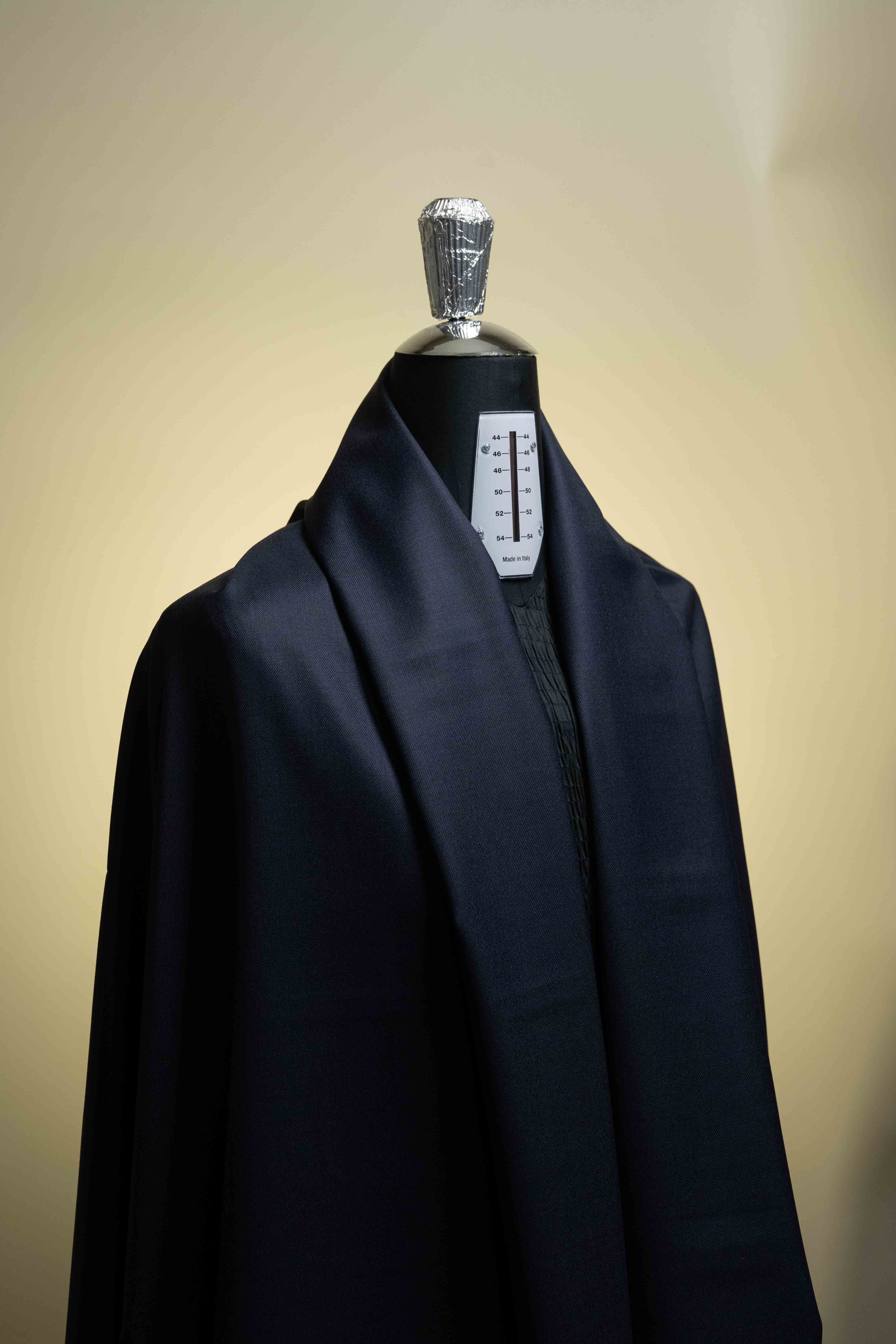 Men Suit fabric From Scabal Navy Wool