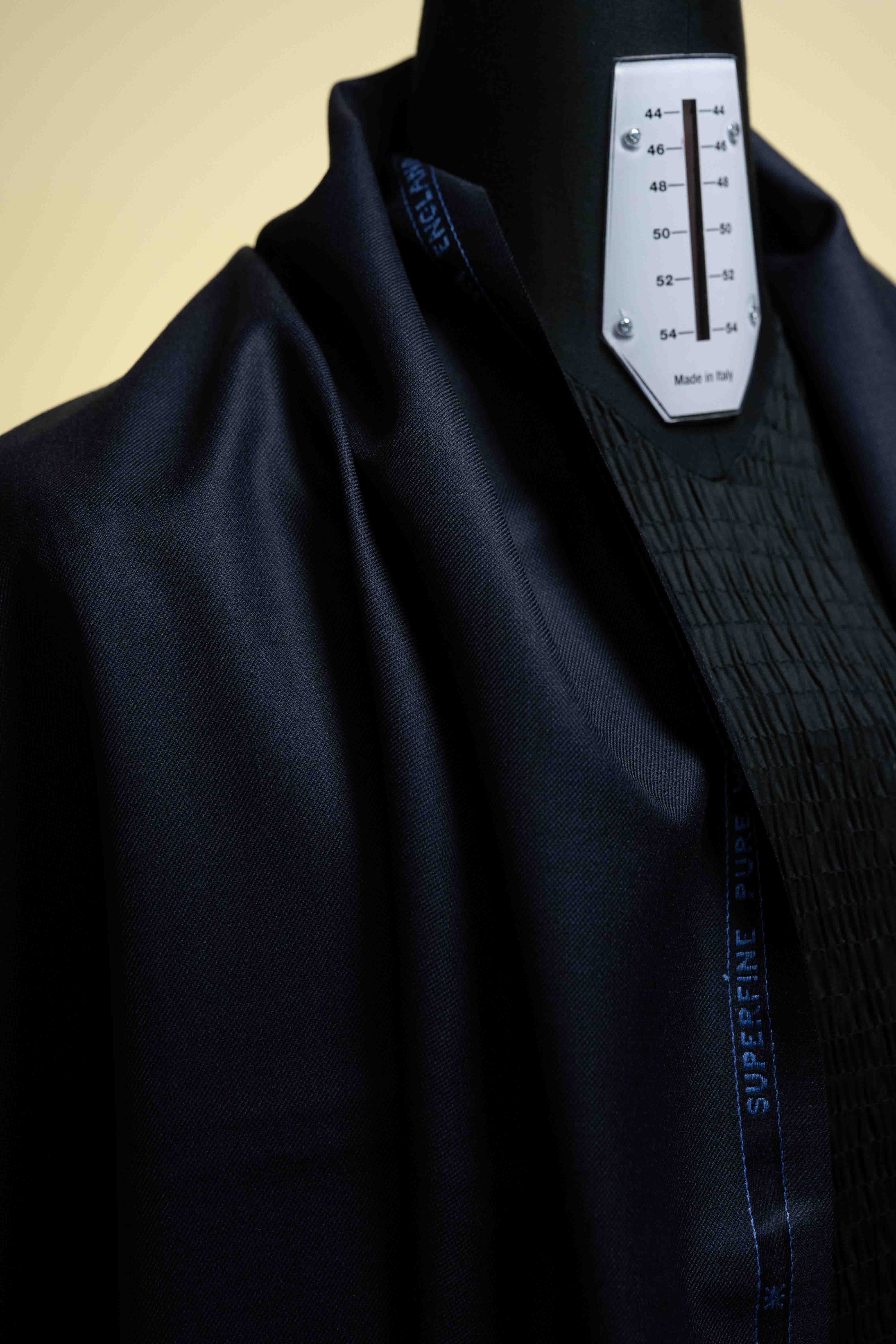 Men Suit fabric From Scabal Navy Wool