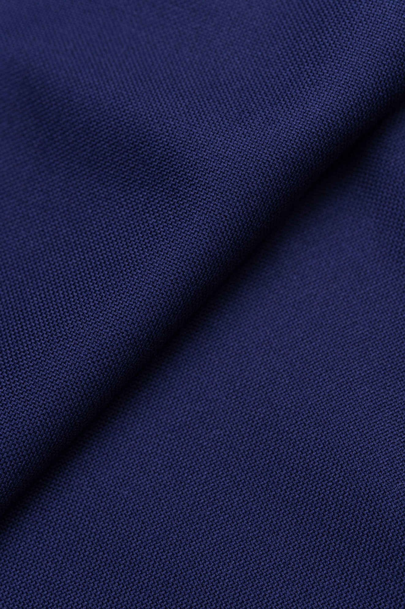 GC50247 Groves & Lindley  Blue 350g Plain Wool for Suits