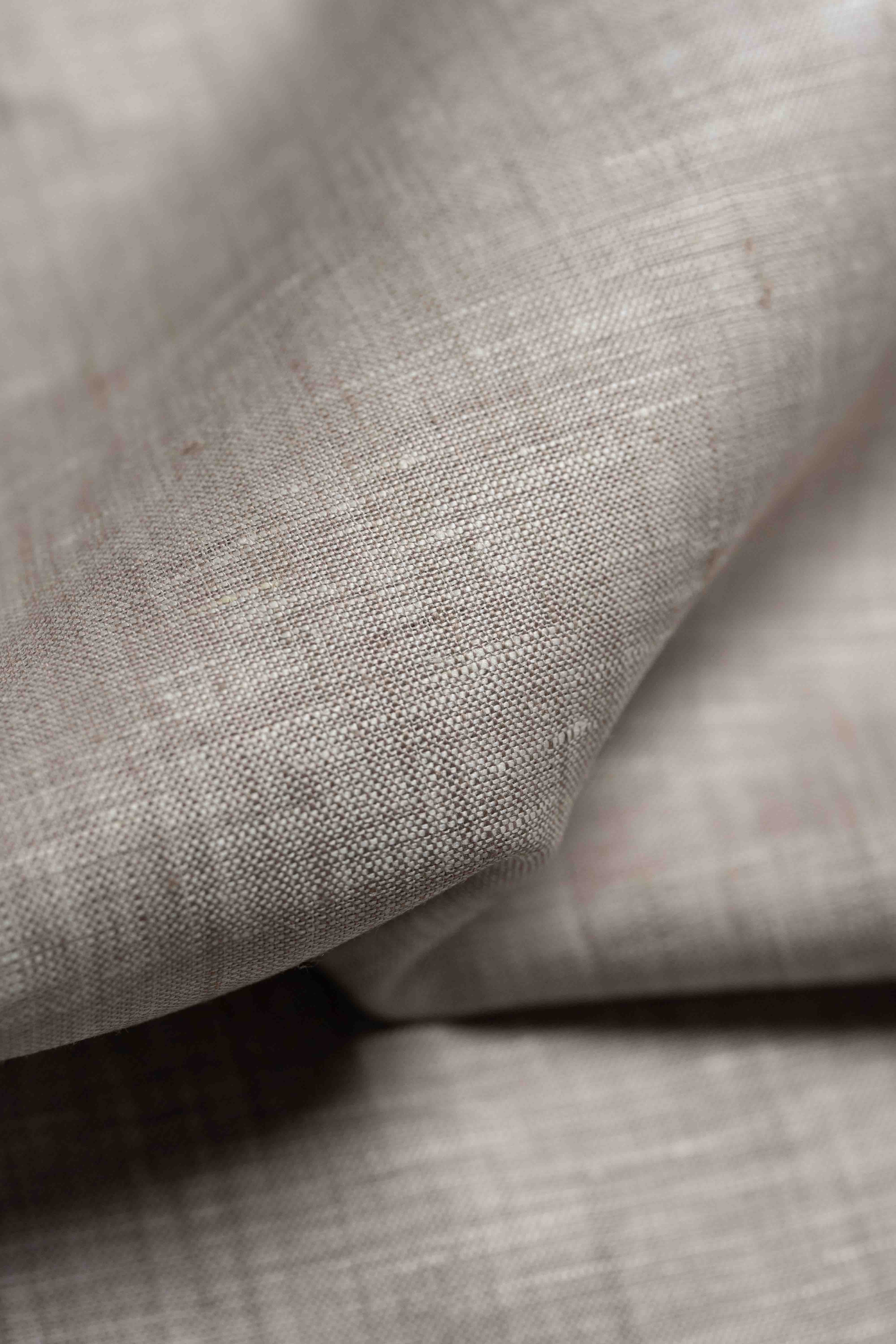 Linen Shirting in 60 Lea