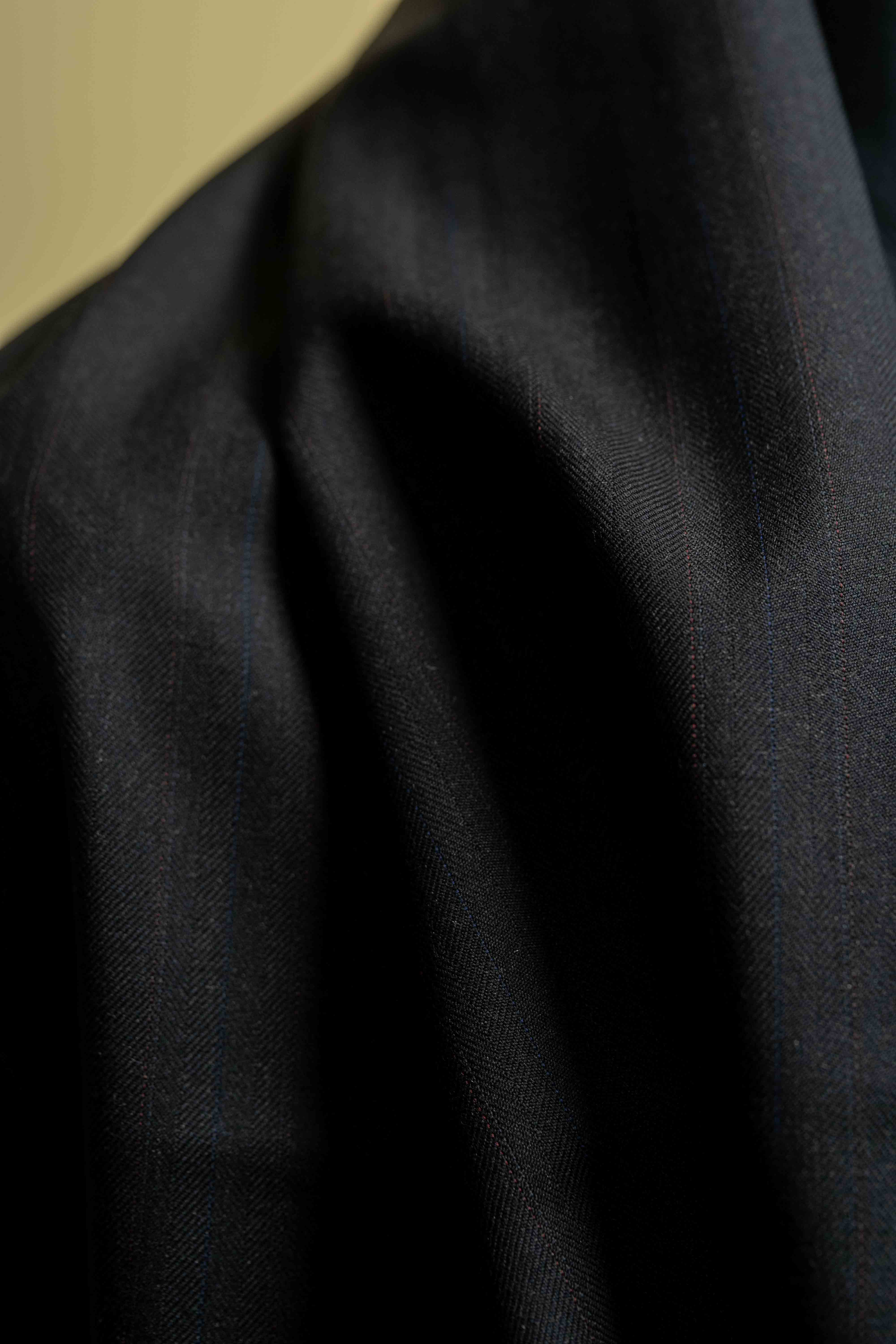 Black Red Herringbone Vicuna Cashmere Wool Suit Fabric