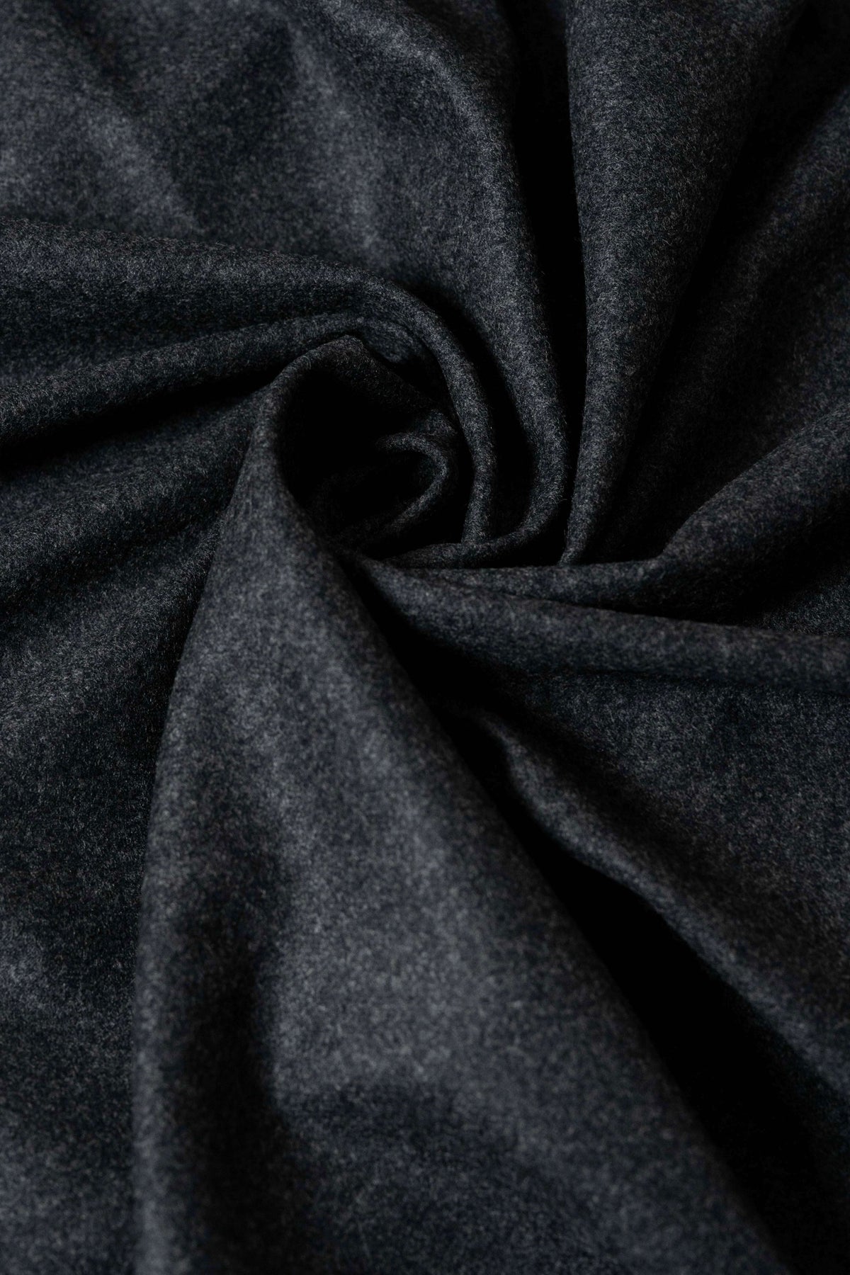 Dormeuil Dark Charcoal Merino Extrafine Flannel Suiting  GC39157 - Yoo's Club