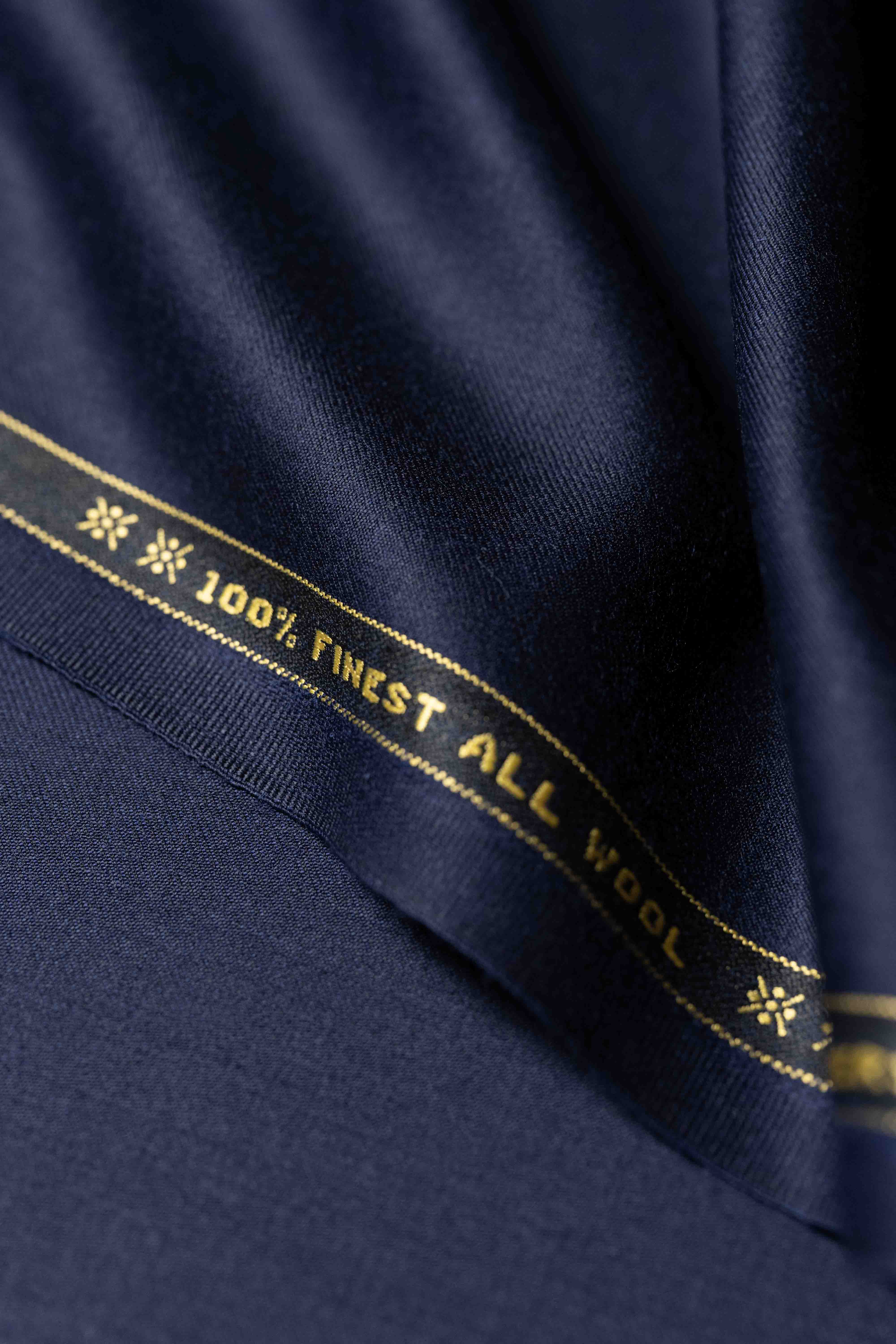 Huddersfield Cloth Navy Wool Suiting Fabric -2.1m - Yoo's Club