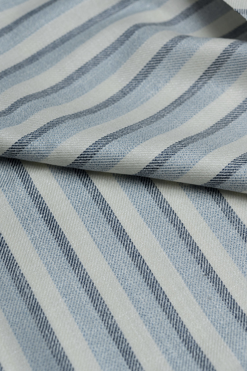 GC50135 E.Thomas Sky Blue Stripe Jacketing