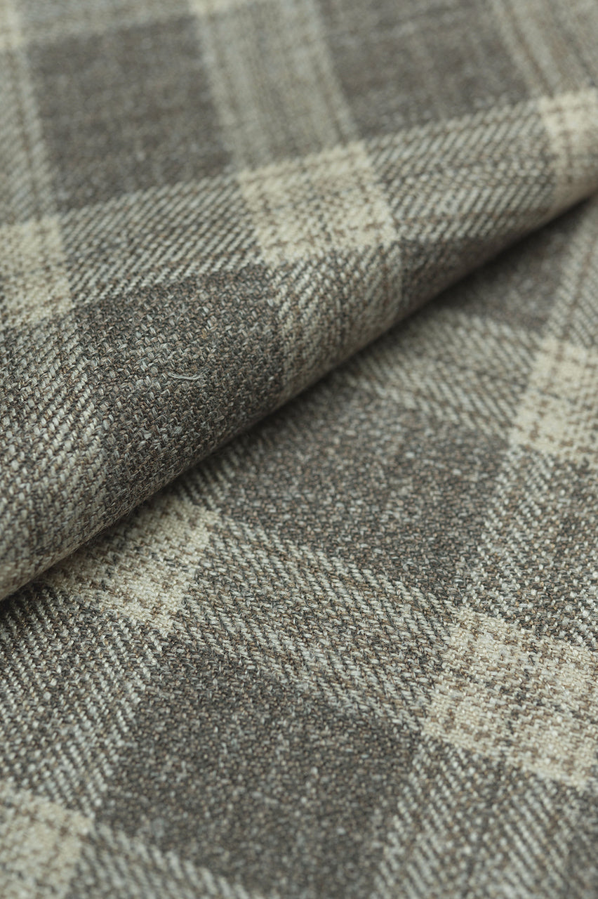 GC50127 E.Thomas Taupe Plaid Jacketing