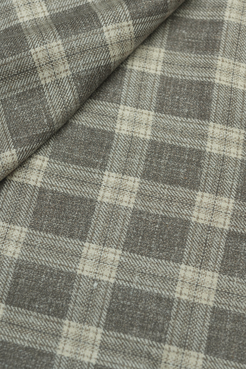 GC50127 E.Thomas Taupe Plaid Jacketing