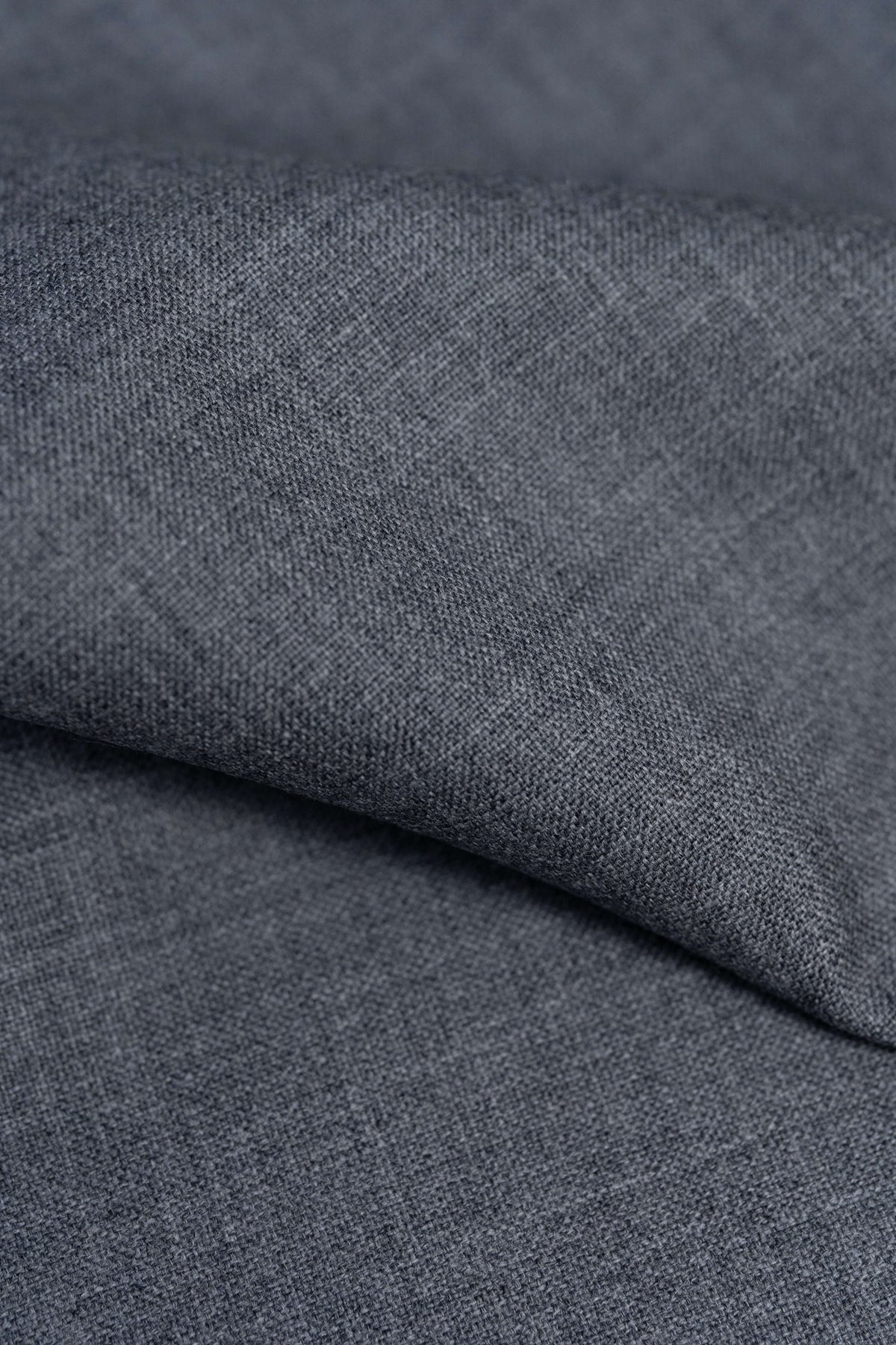 Groves & Lindley Grey Wool Mohair Suiting (M3-550/22) - Yoo's Club