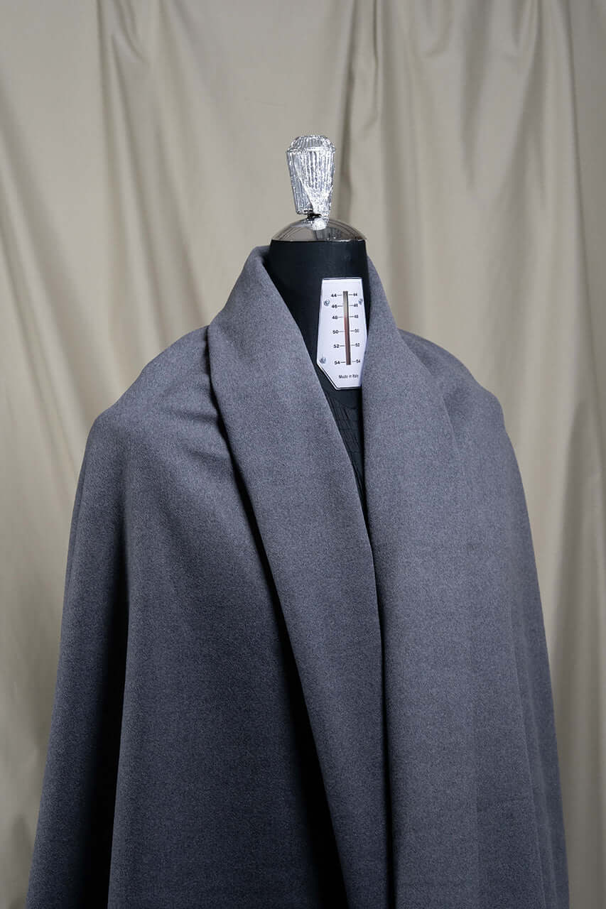 Heavy Weight Wool Fabric in Grey -1.8 Meters - Yoo's Club