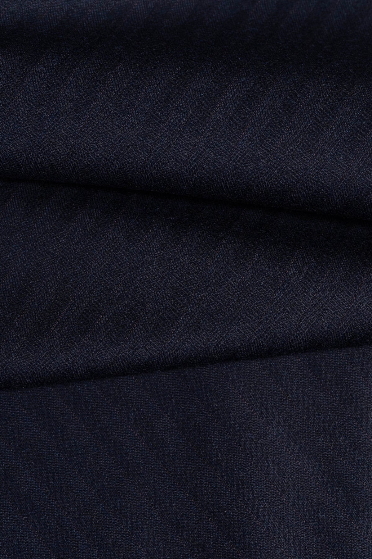 Lightweight Wool Flannel Suiting in Navy Herringbone
