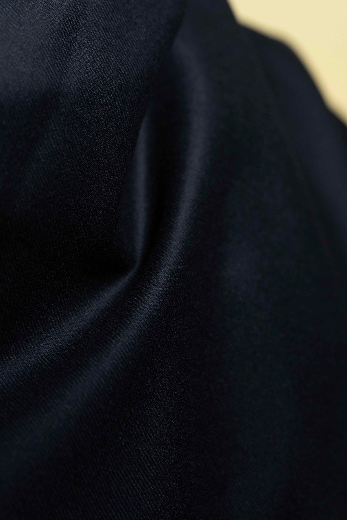 Men Suit fabric from UK in Dark Navy 100's Flannel Wool - 1.7m - Yoo's Club