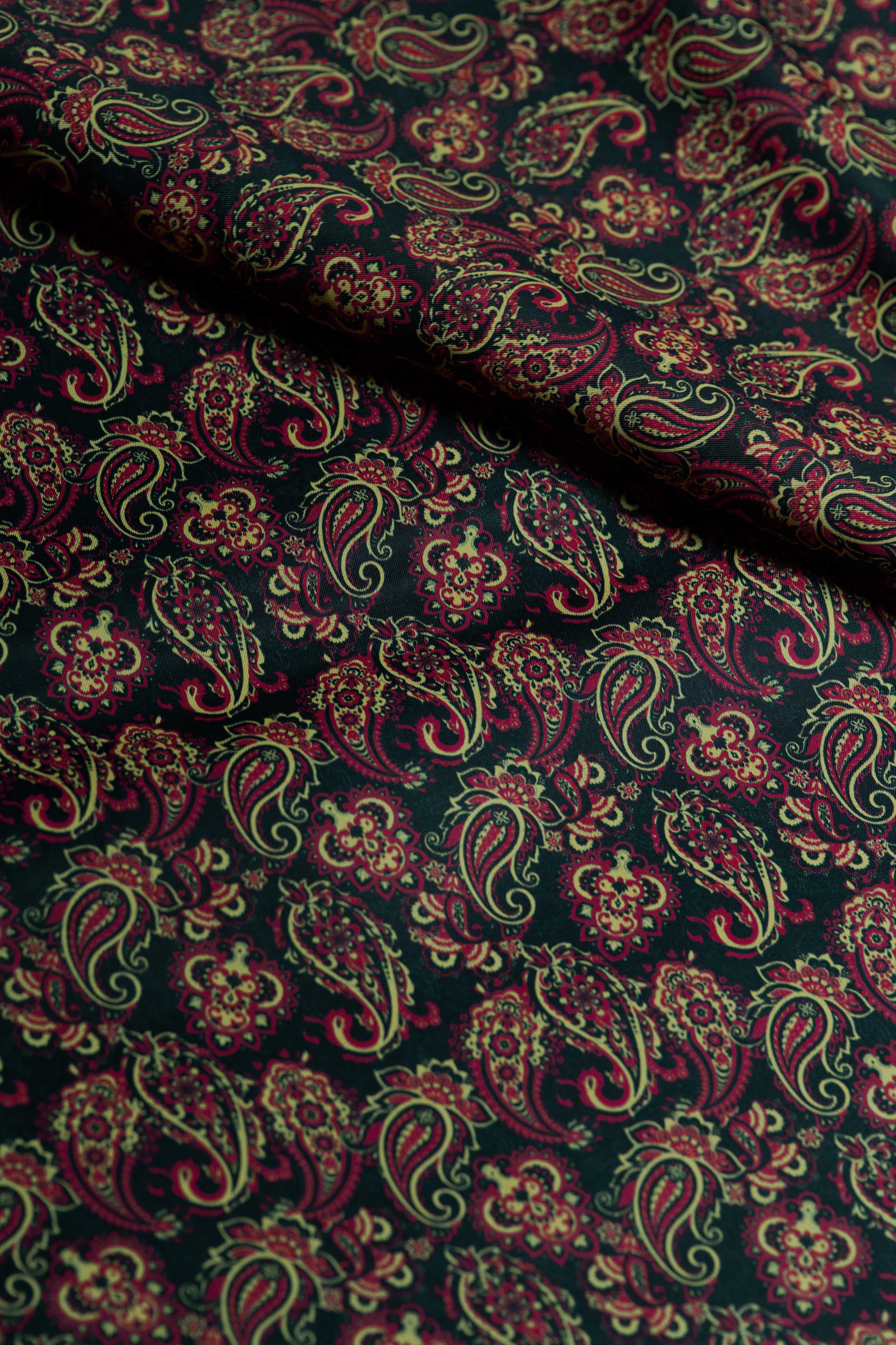 Bemberg Lining - P1520 Red & Navy Paisley