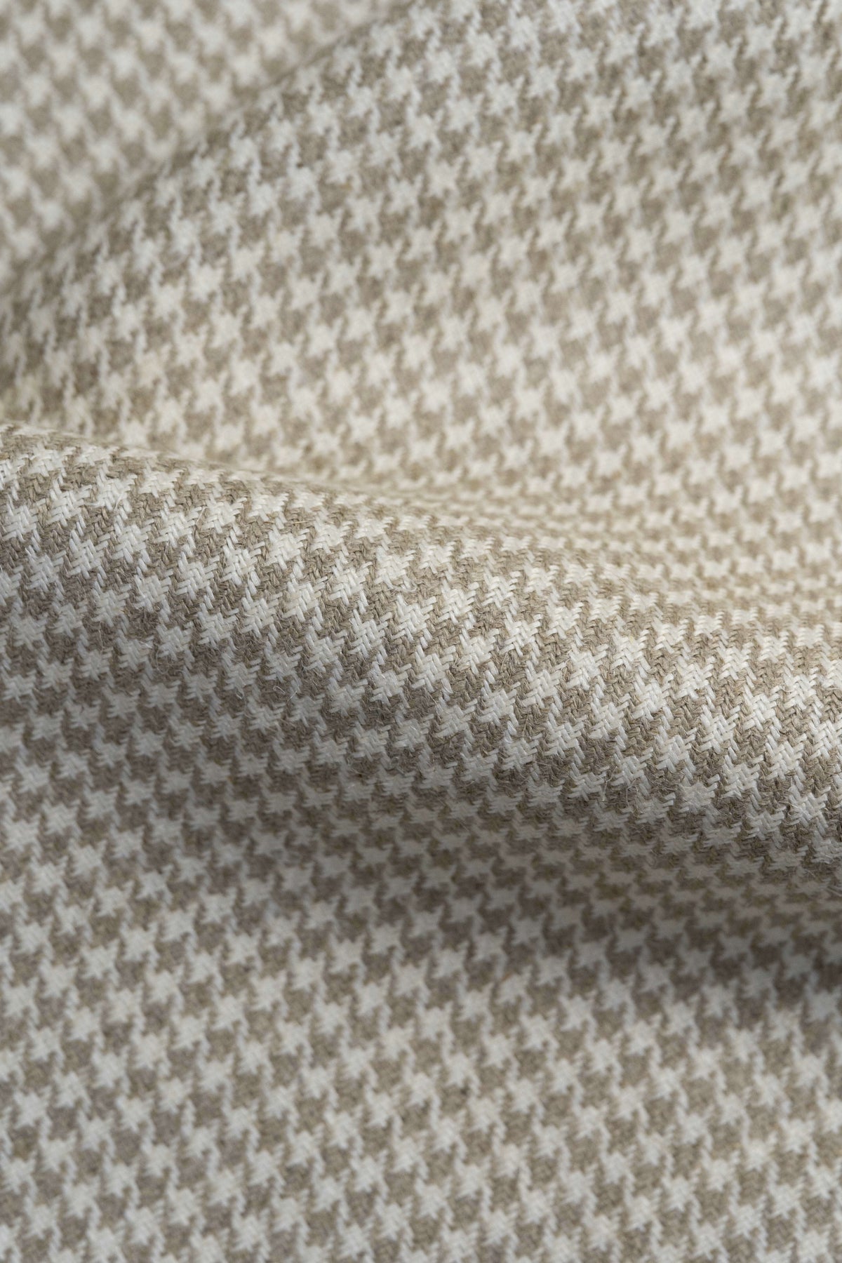 Spence Bryson Heavy Houndstooth Irish Linen Fabric