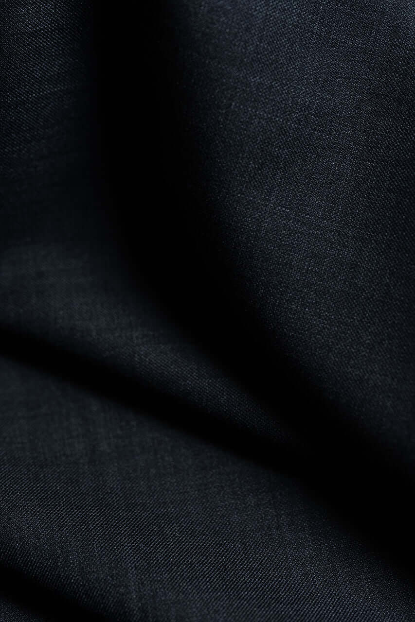 Wool & Silk Fine Suiting in Charcoal Sharkskin from Tallia Di Delfino - Yoo's Club